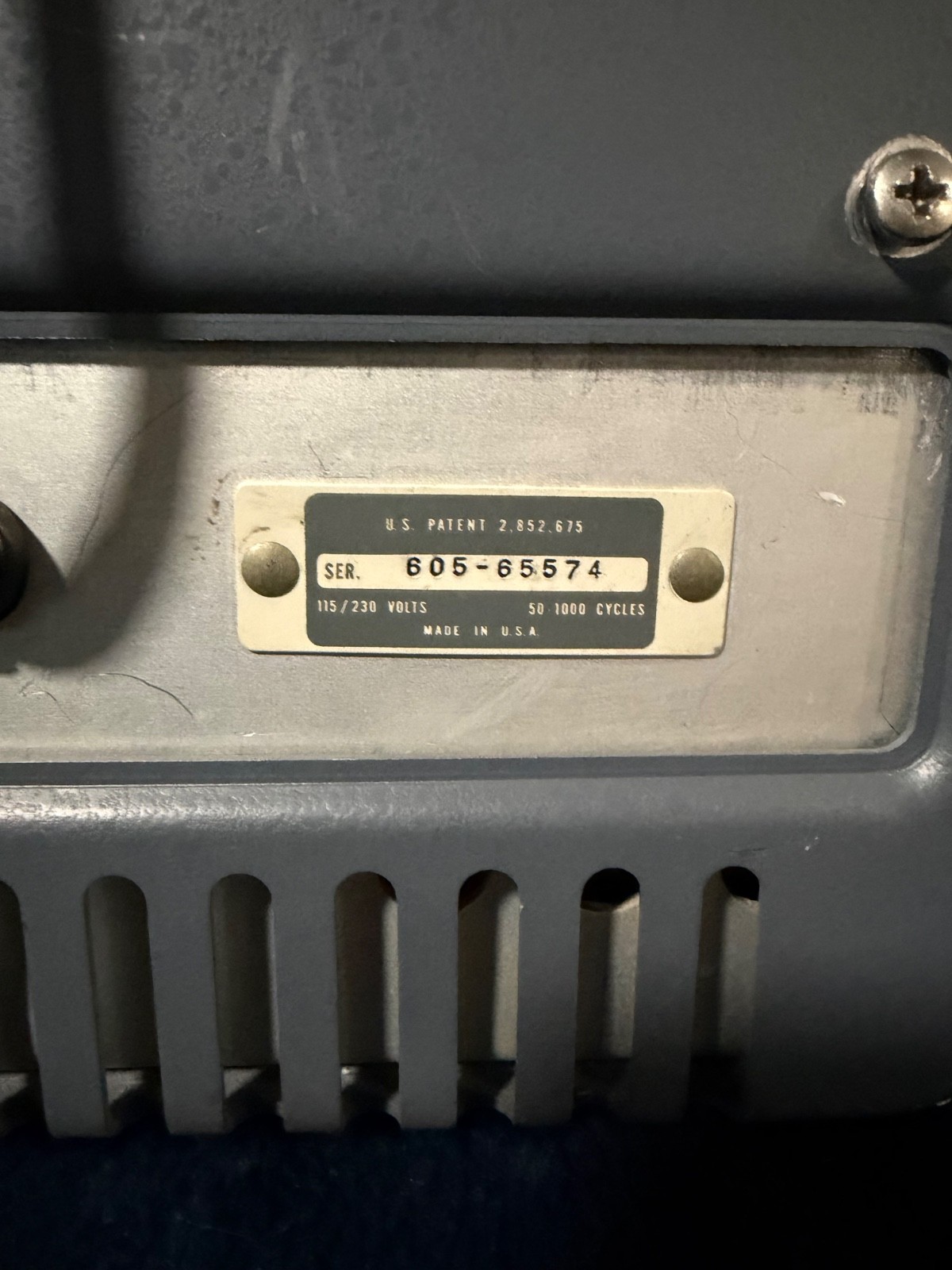 HP 200CD Audio Oscillator 5 Hz – 60kHz Vintage Test Equipment Powers On Untested