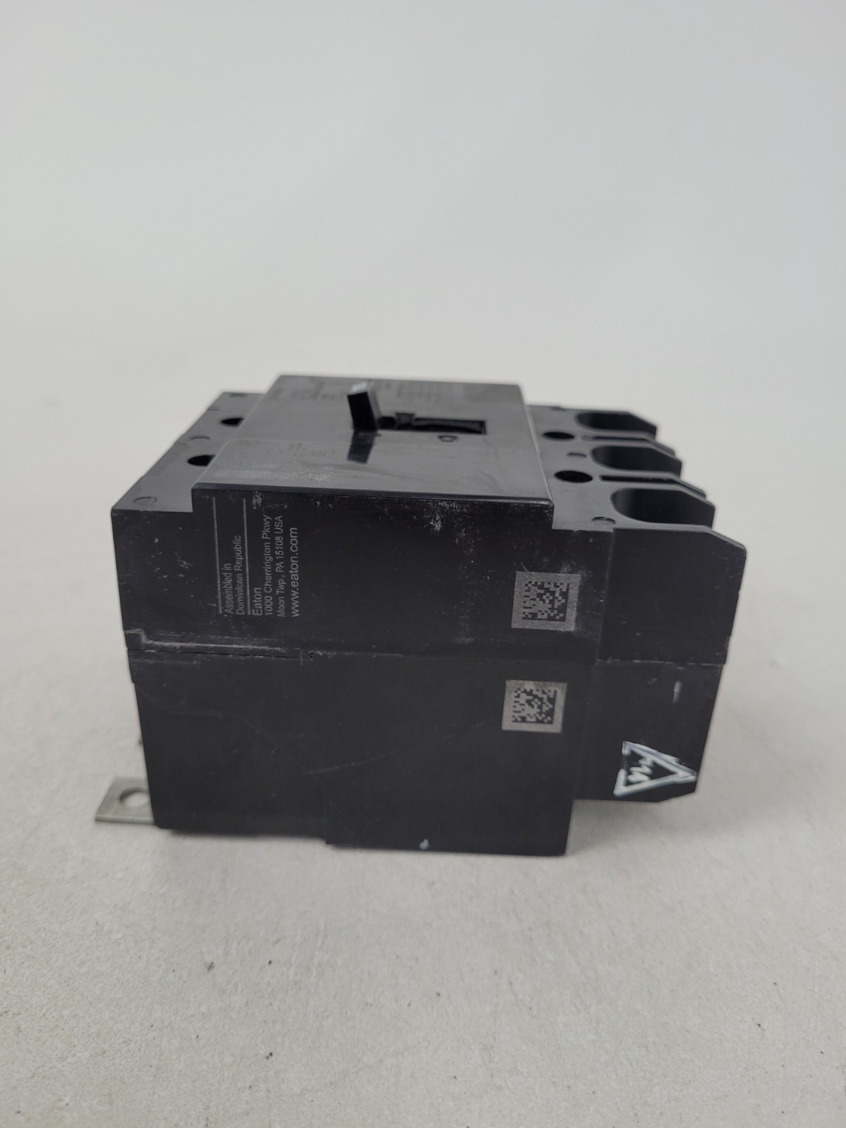 GHB3015 Eaton 15 Amp 480 Volt Circuit Breaker – Next Day Option – New
