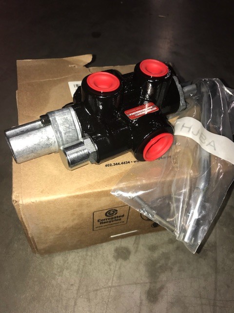 Brand Hydraulics – 900PSI Hydraulic Control Valve – PAO75504JBRSD09