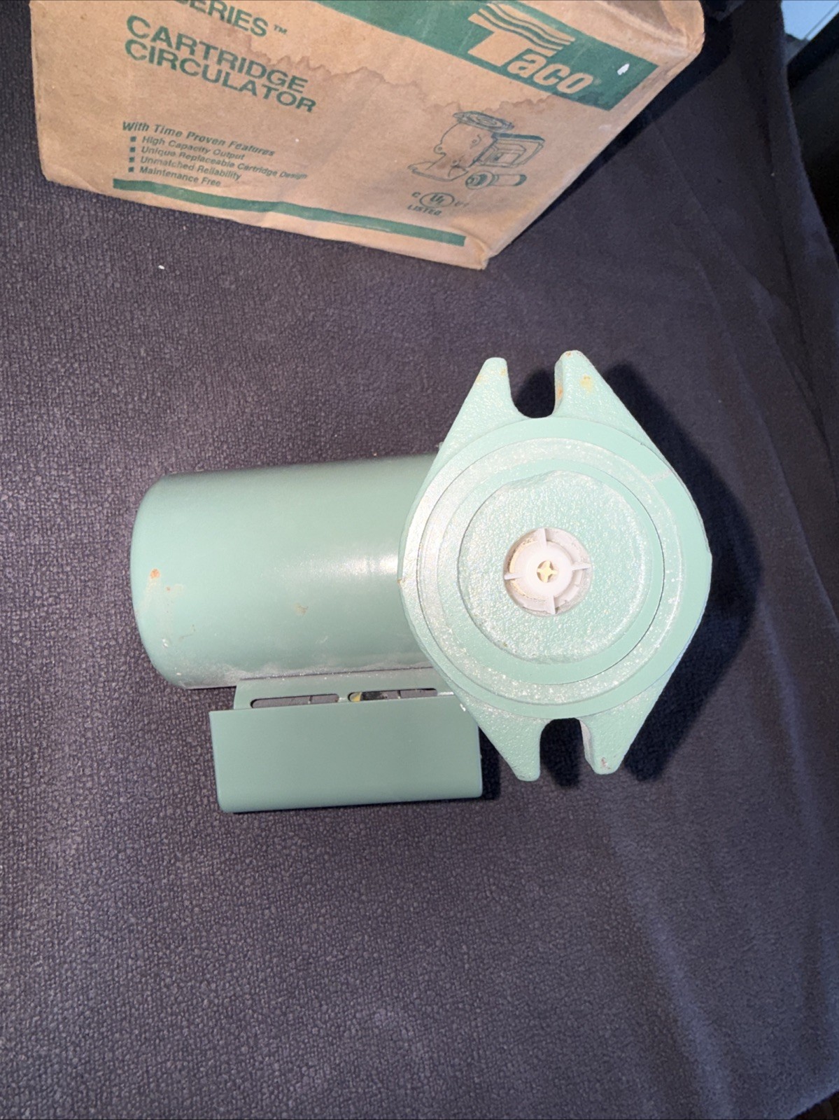 New Taco 00R-F6-1IFC Cast Iron Cartridge Circulator Pump Flanged, 1/25 HP 23 GPM