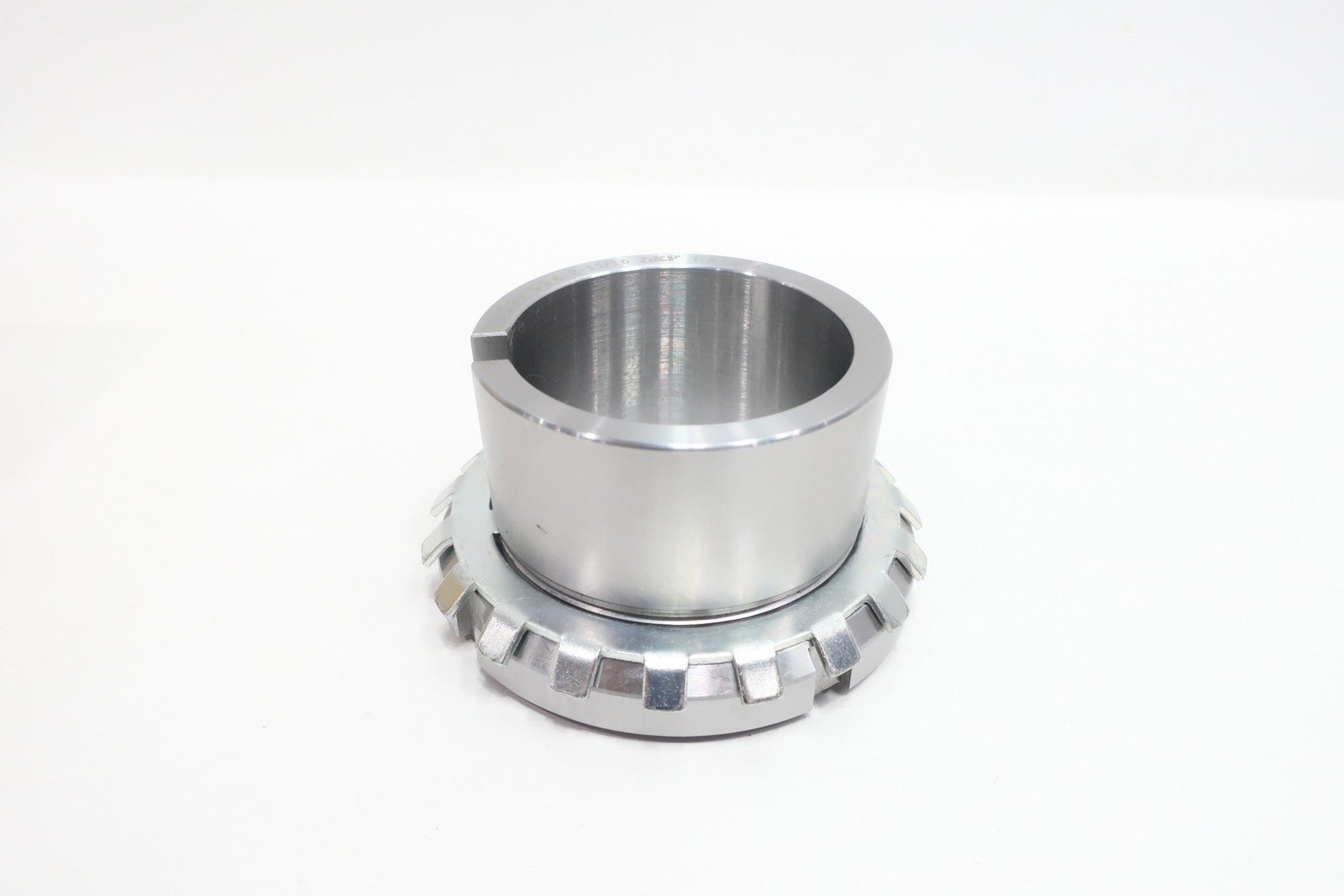Skf SNW 16X2.11/16 Bearing Adapter Sleeve Assembly
