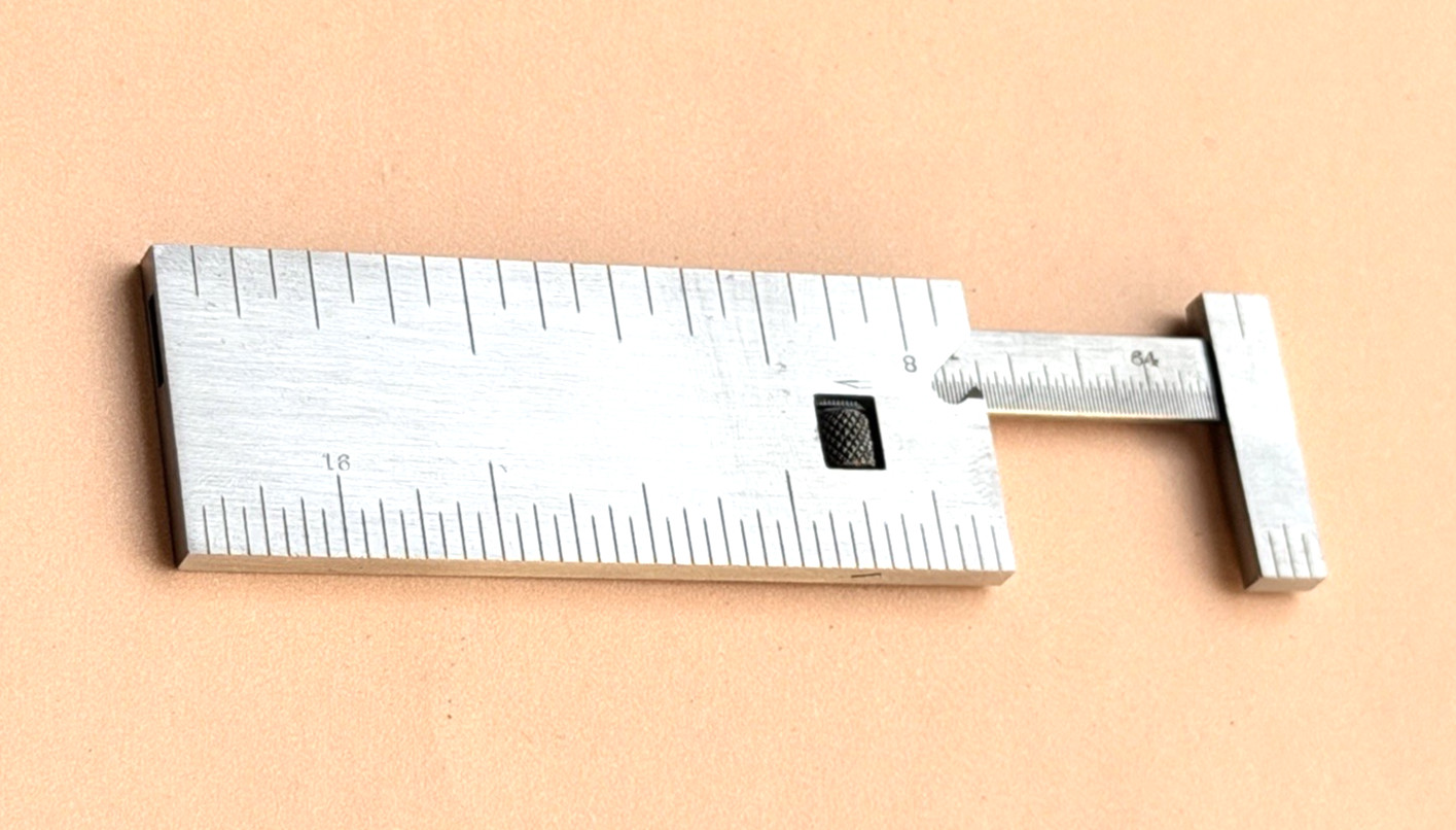 Rare Brown & Sharpe Mfg. Co. No.391 3-Inch Steel Pocket Caliper Rule. USA Made!