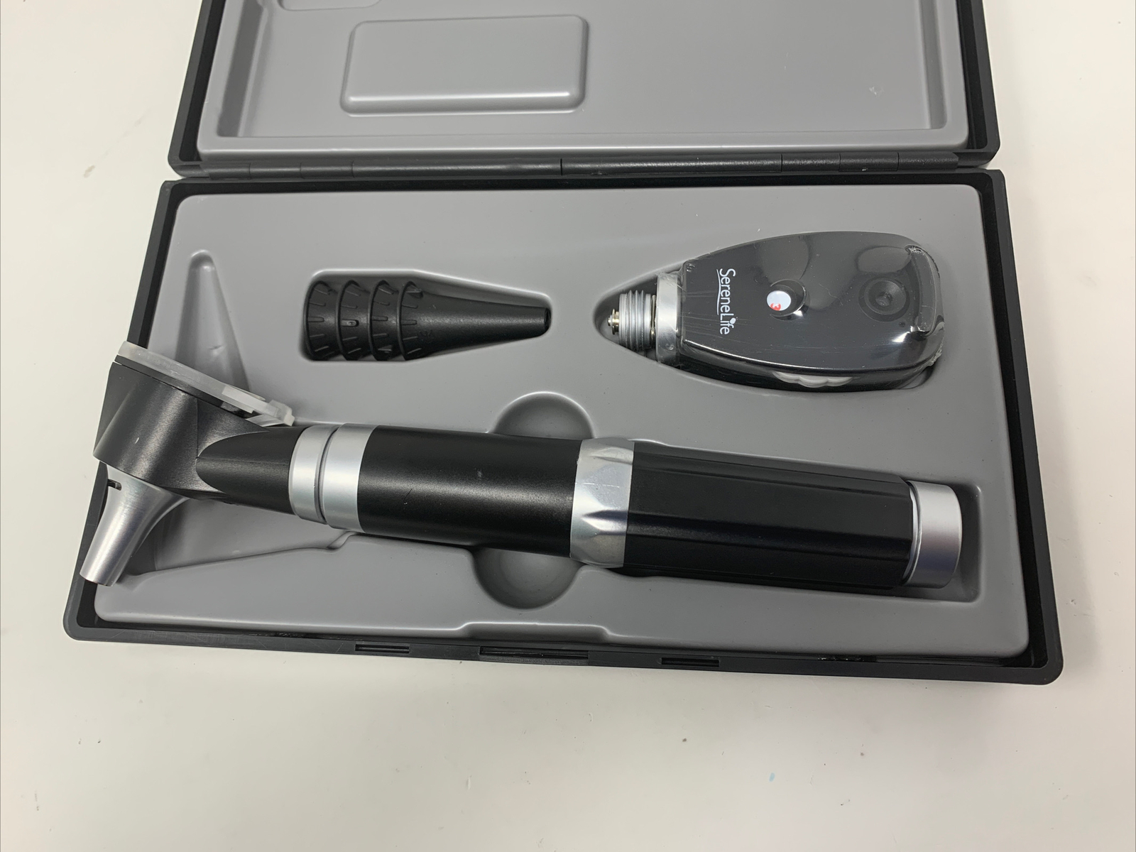 SereneLife Otoscope Plus Ophthalmoscope Kit SLOTOSPE016