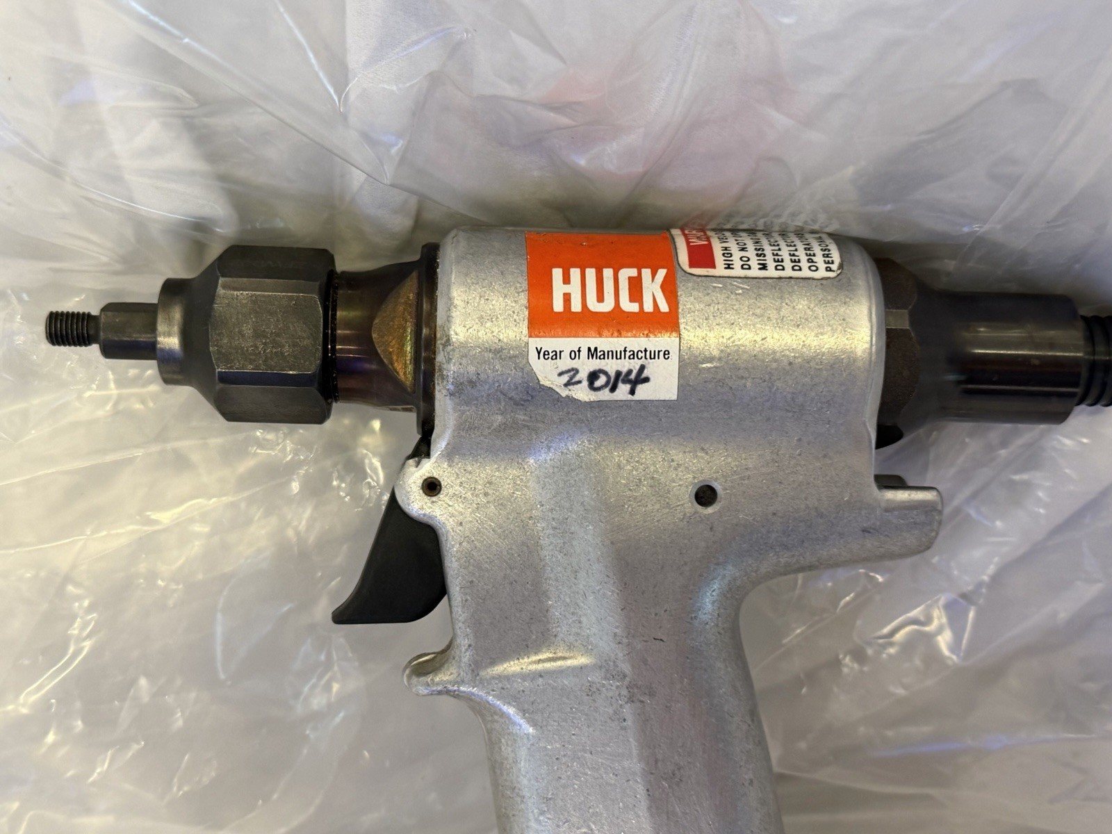 Huck 2012 Pneumatic Rivet Gun Riveter MPN 2012 Air Powered Industrial Tool