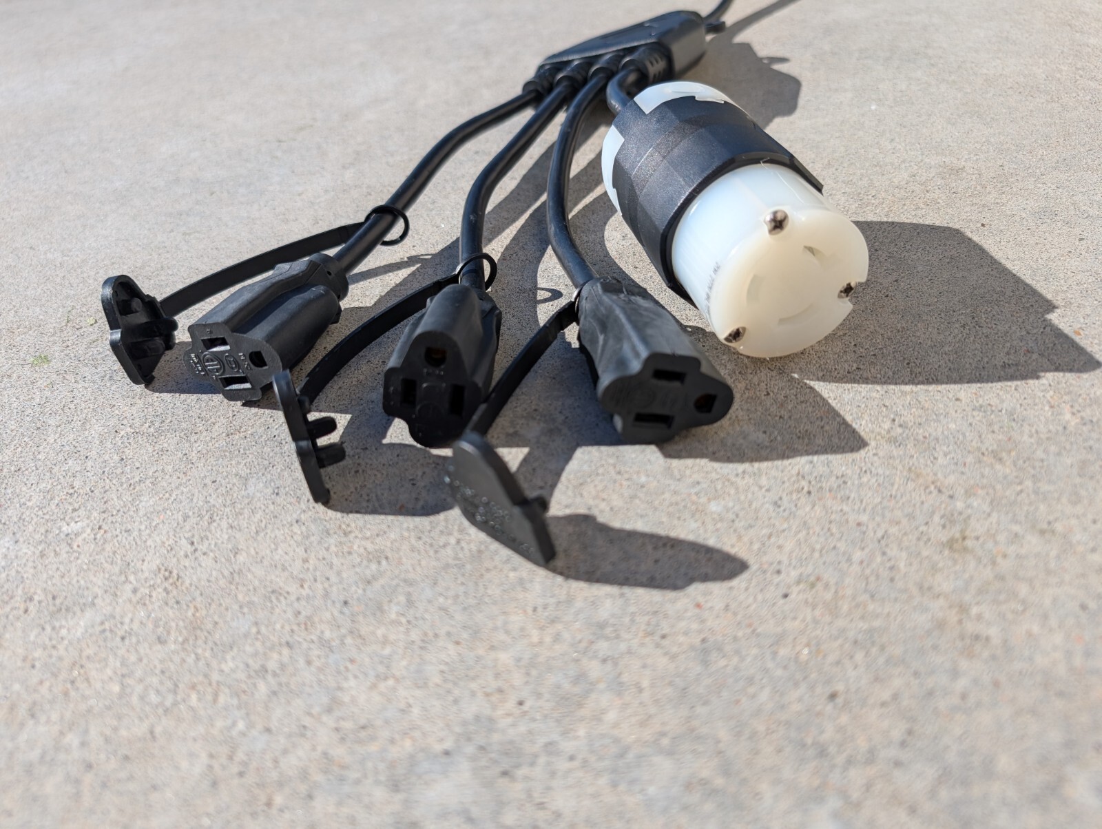 24 inch 1 to 4 Outlet Locomotive Refrigerator Adapter Splitter Cable Plug Cord