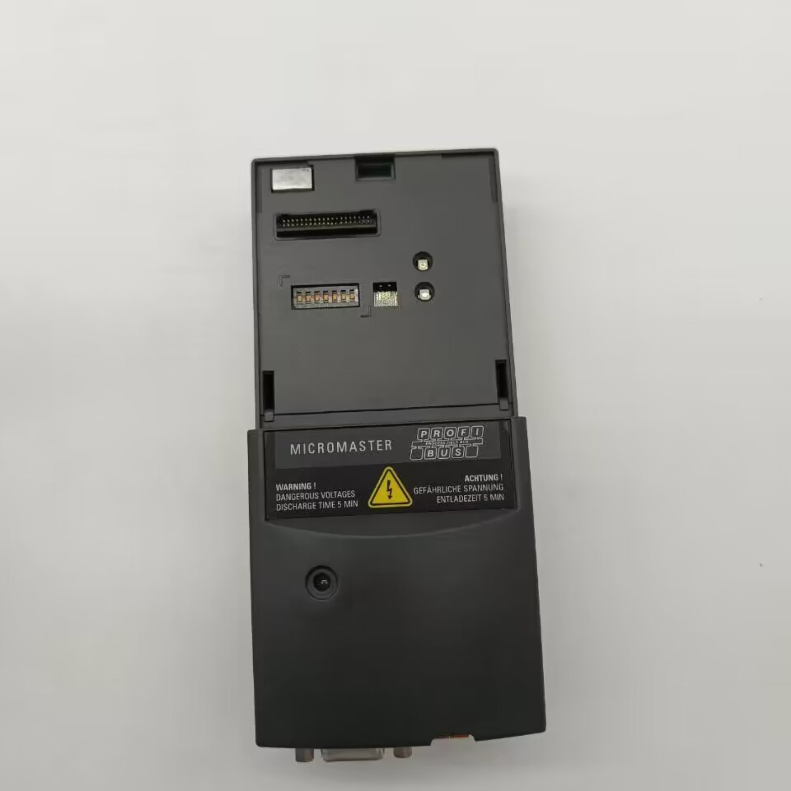 6SE6400-1PB00-0AA0 New Original SIEMENS 6SE6400-1PB00-0AA0 SAME DAY SHIPPING