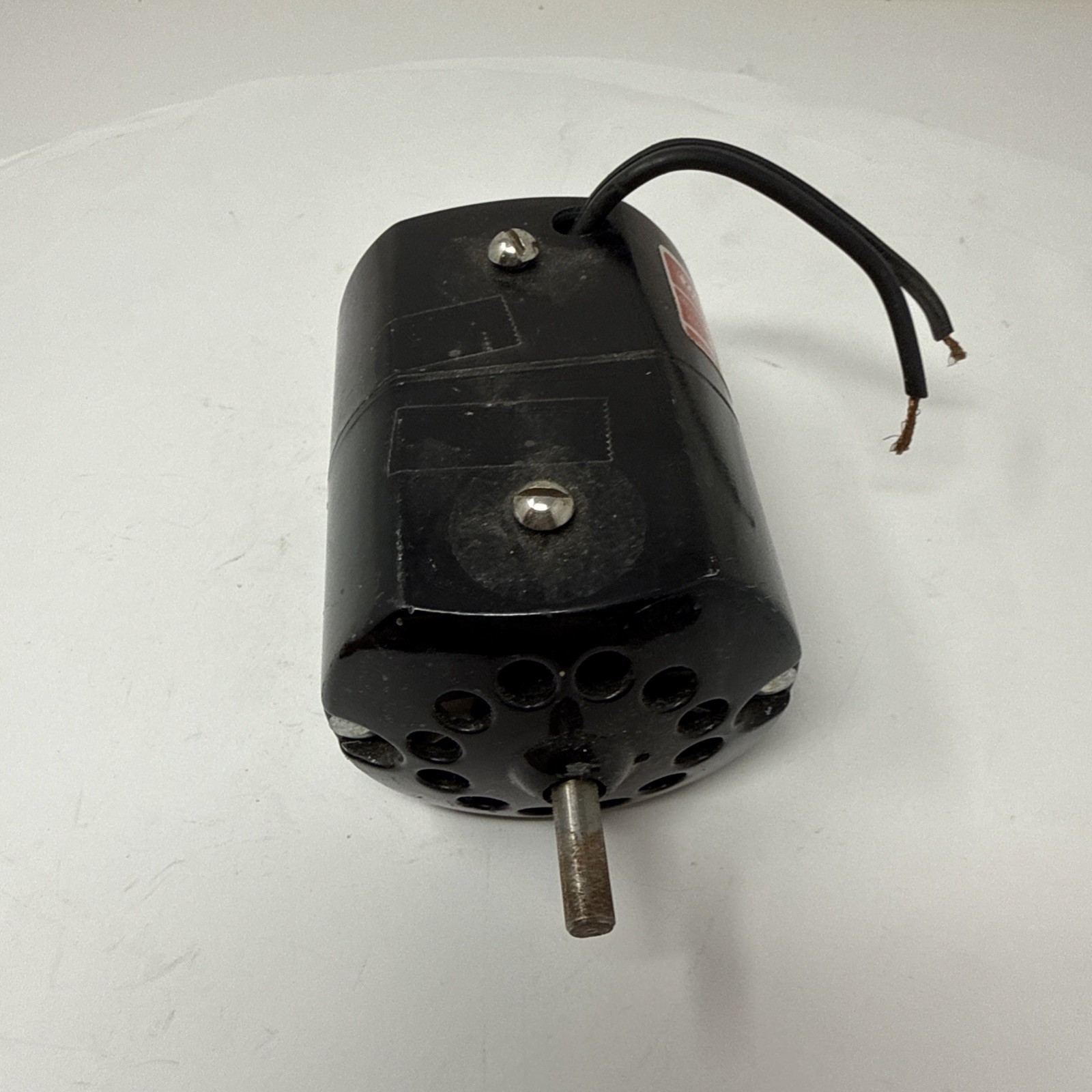 DAYTON AC-DC SERIES MOTOR 2M033A | 1/15HP | 5000RPM | 115 Volts | 60 HZ