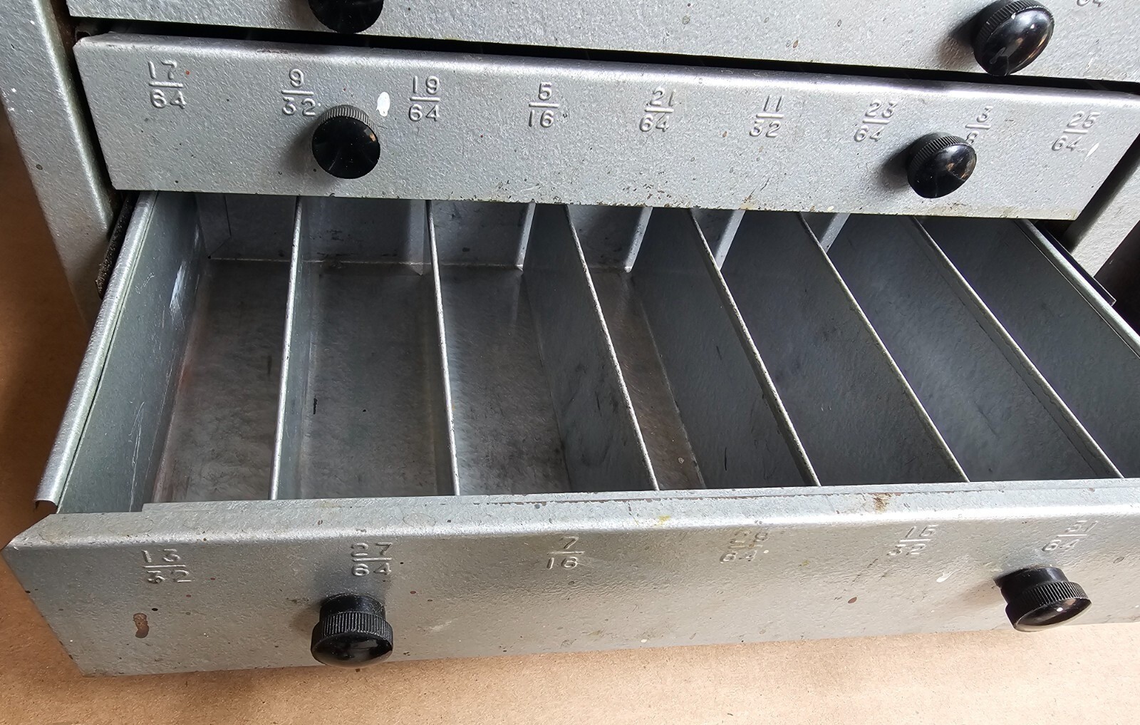 INDIVIDUAL SLOTTED 3 Drawer STACKABLE Parts Cabinet 26 slots 1/16 1/2 Dividers