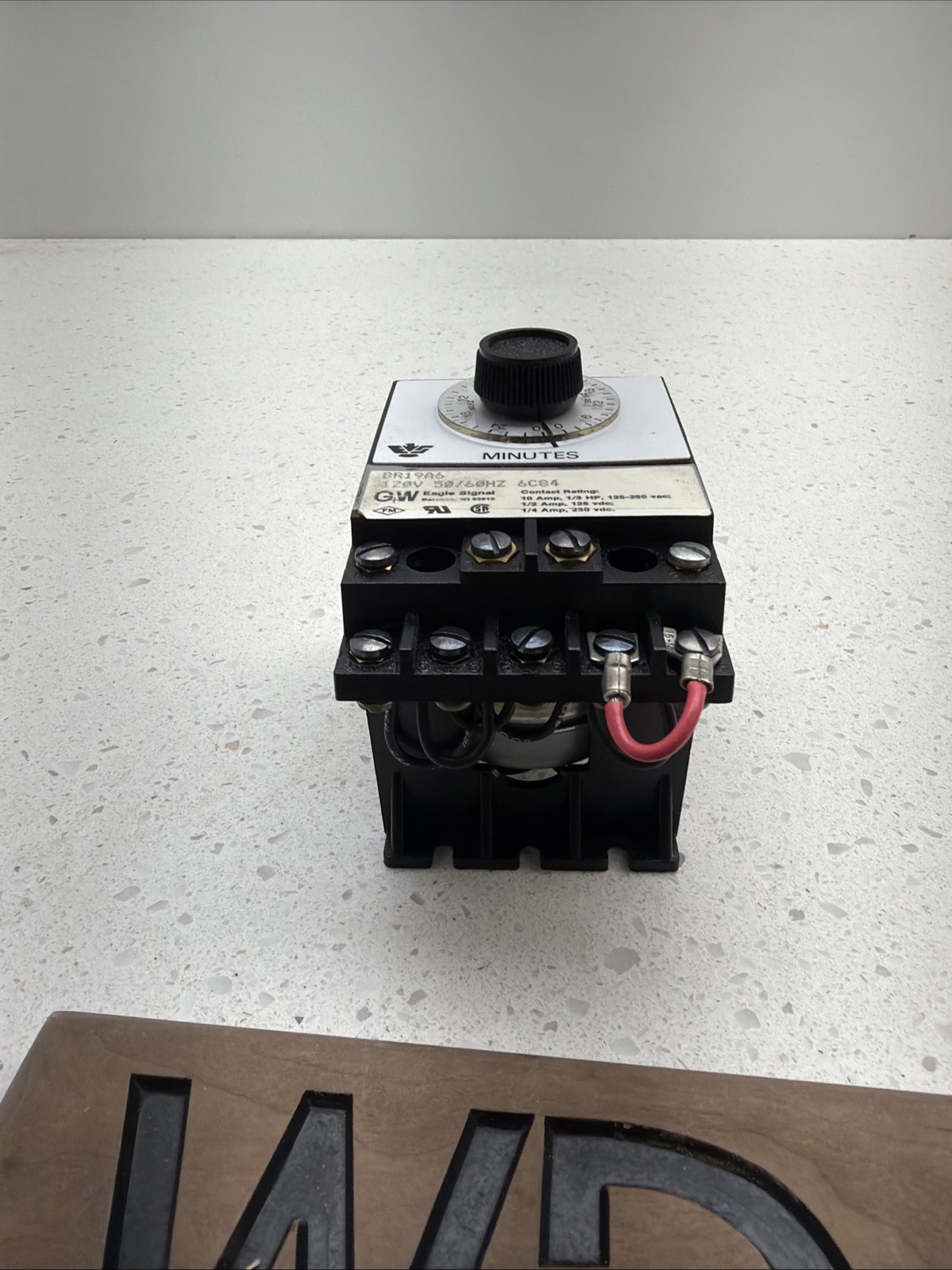 NEW EAGLE SIGNAL BR19A6 ELECTRIC RESET TIMER 10A, 1/3HP, 125-250VC 0-30MIN