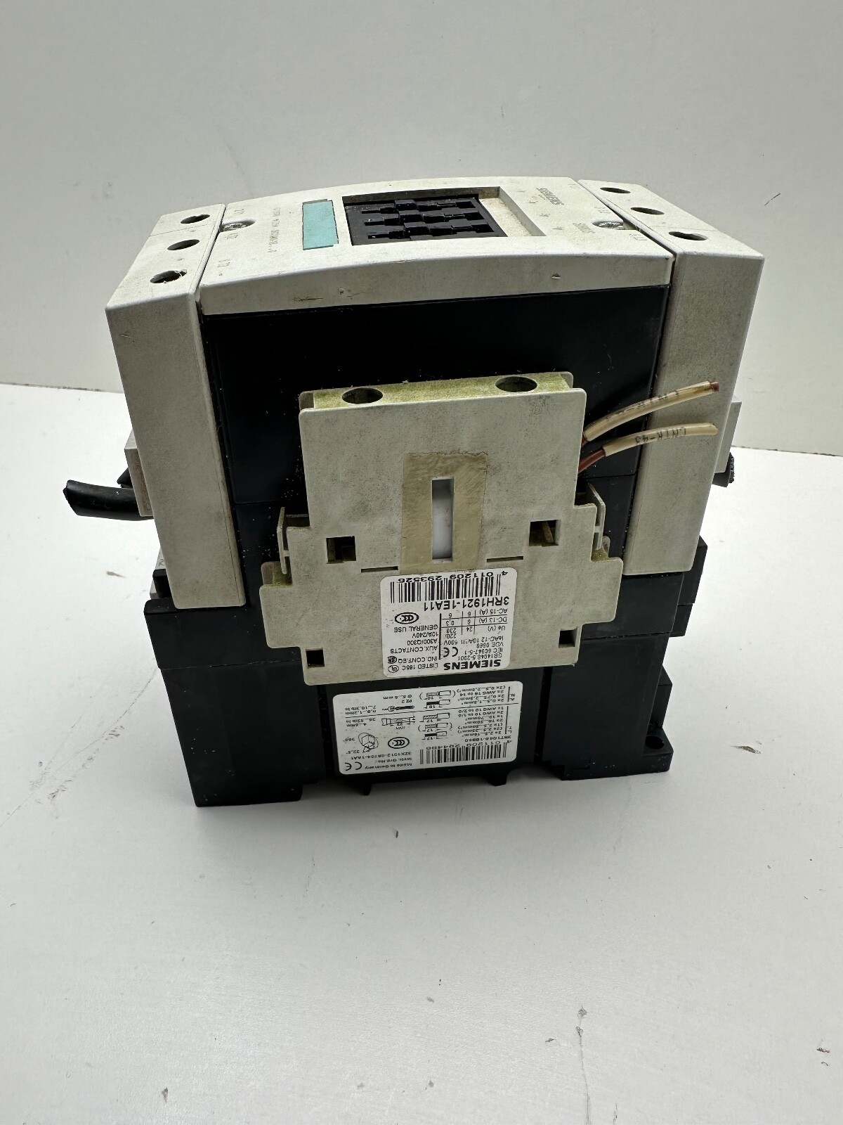 Siemens 3ZX1012-0RT04-1AA1 Contactor 3RT1046-1BB40