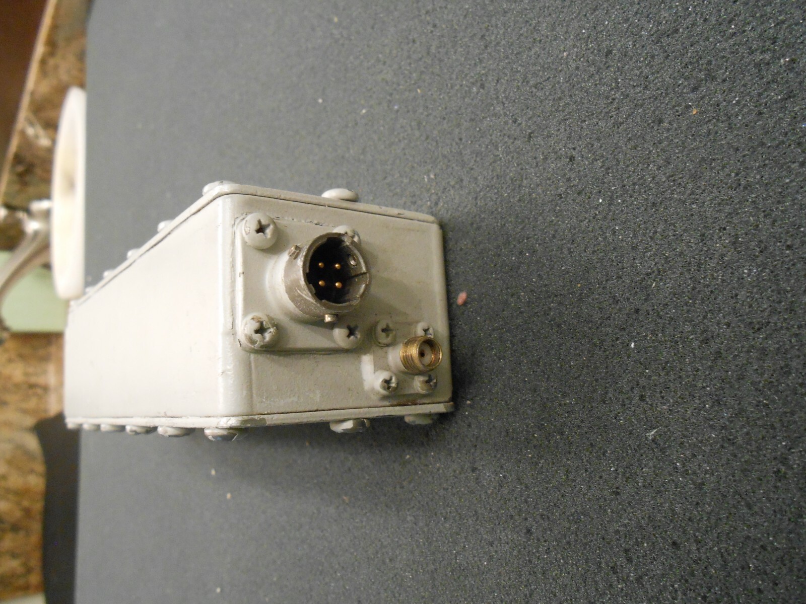 KU BAND LNA, MSE, MODEL KLA 1200. 11.7-12.2 GHz. TEMP 200K, GAIN 50db