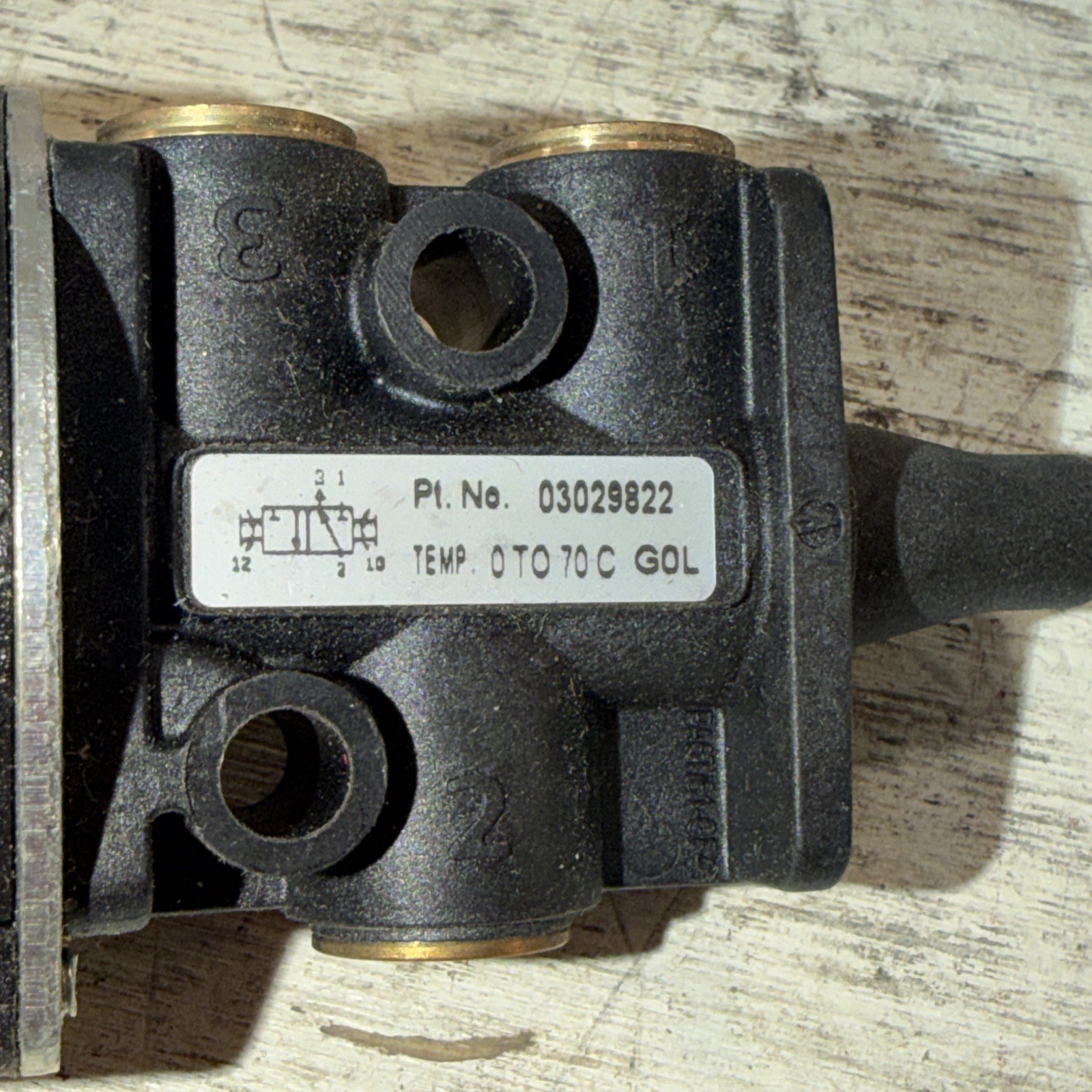 New NORGREN 03029822 Control VALVE ROTARY KNOB 2 Position Maintained Set Reset