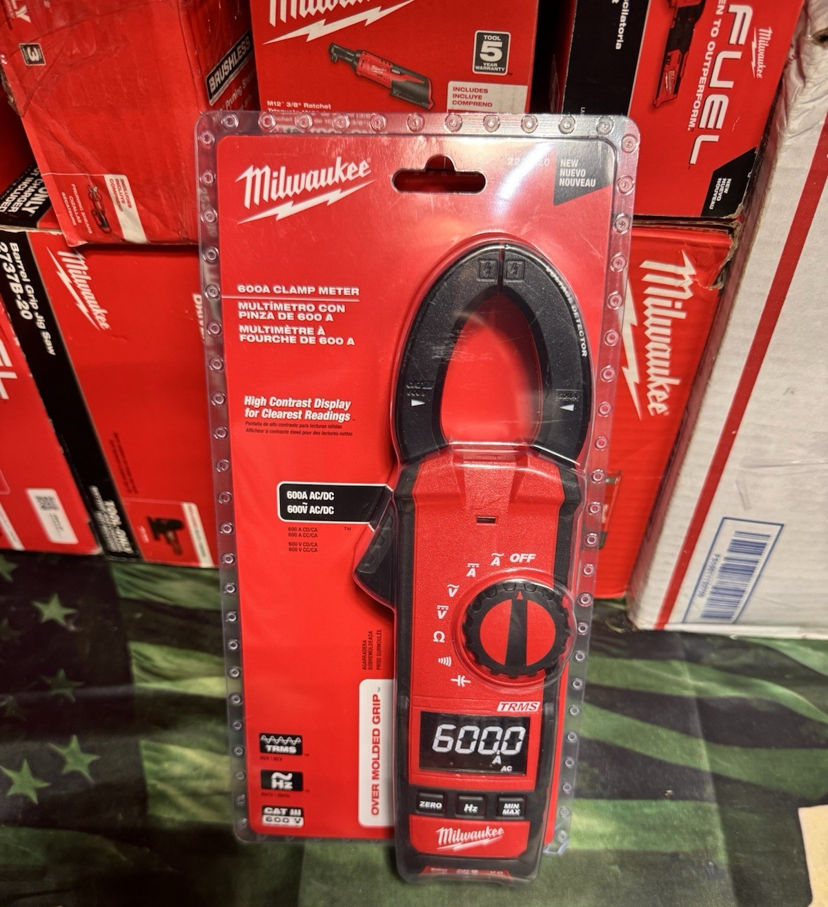 Milwaukee 2237-20 TRMS Clamp Meter Auto-Ranging CAT III 600V 600A 6000Ct