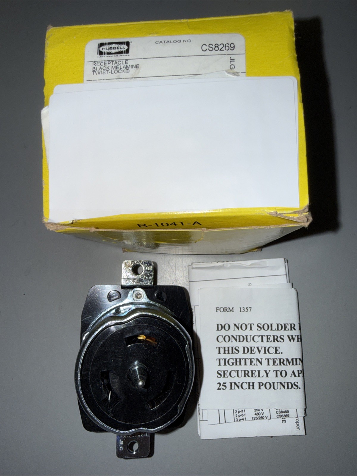 Hubbell CS8269 50A 250V Twist-Lock Receptacle 2 Pole 3 Wire Grounding NEW
