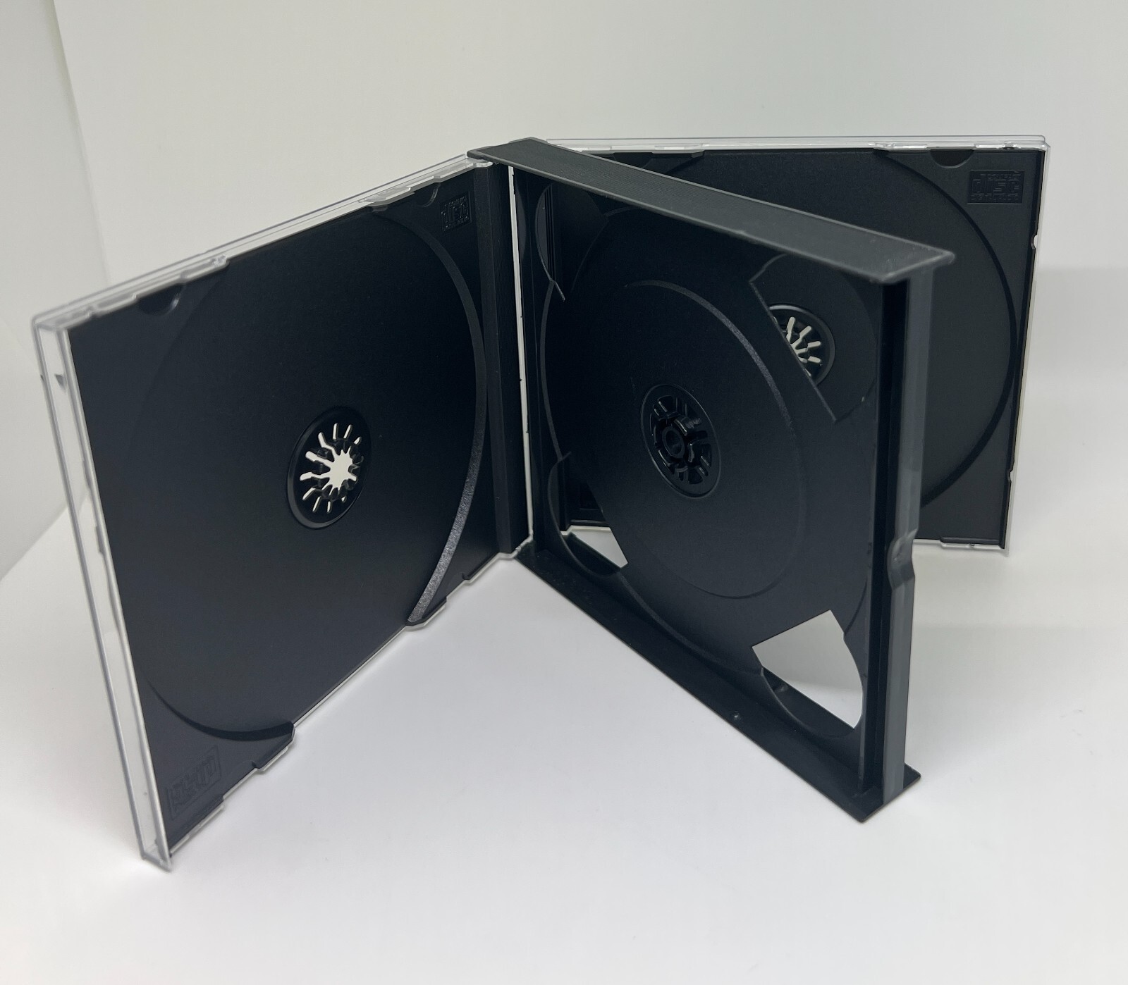 10 PCS 23MM(7/8») 3 DISC (MULTI-3)TRIPLE CD JEWEL CASE W/BLACK CDA TRAY CD-M3