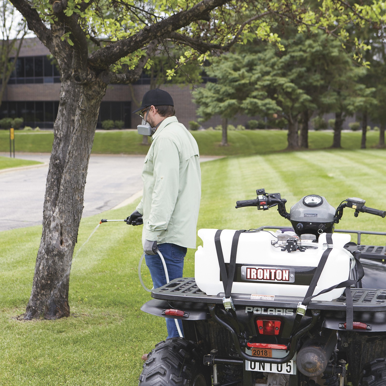 Ironton ATV Spot Sprayer, 8-Gallon Capacity, 1 GPM, 12 Volts