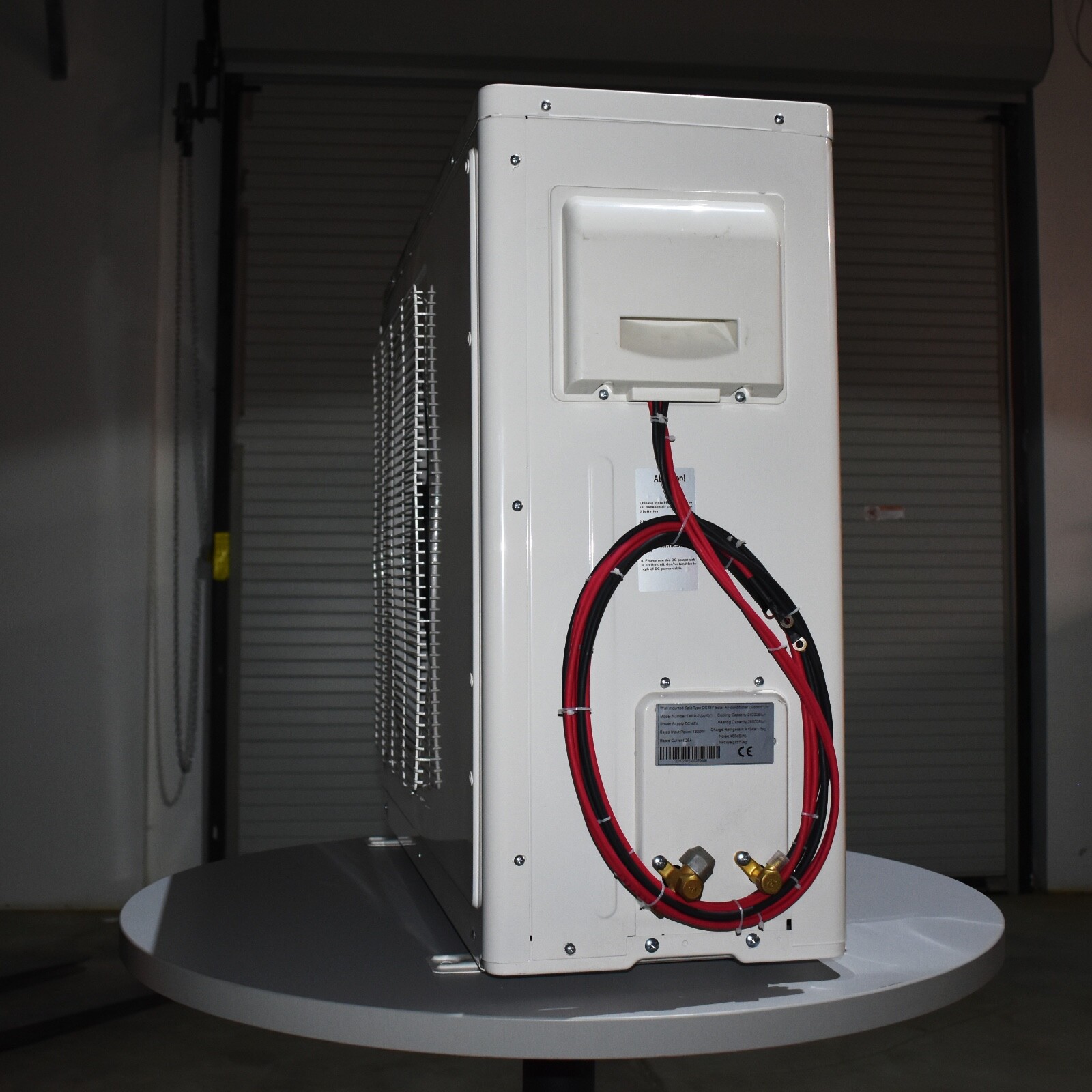 24000 BTU/h Solar 48V Battery Powered Heat Pump Mini split solar air conditioner