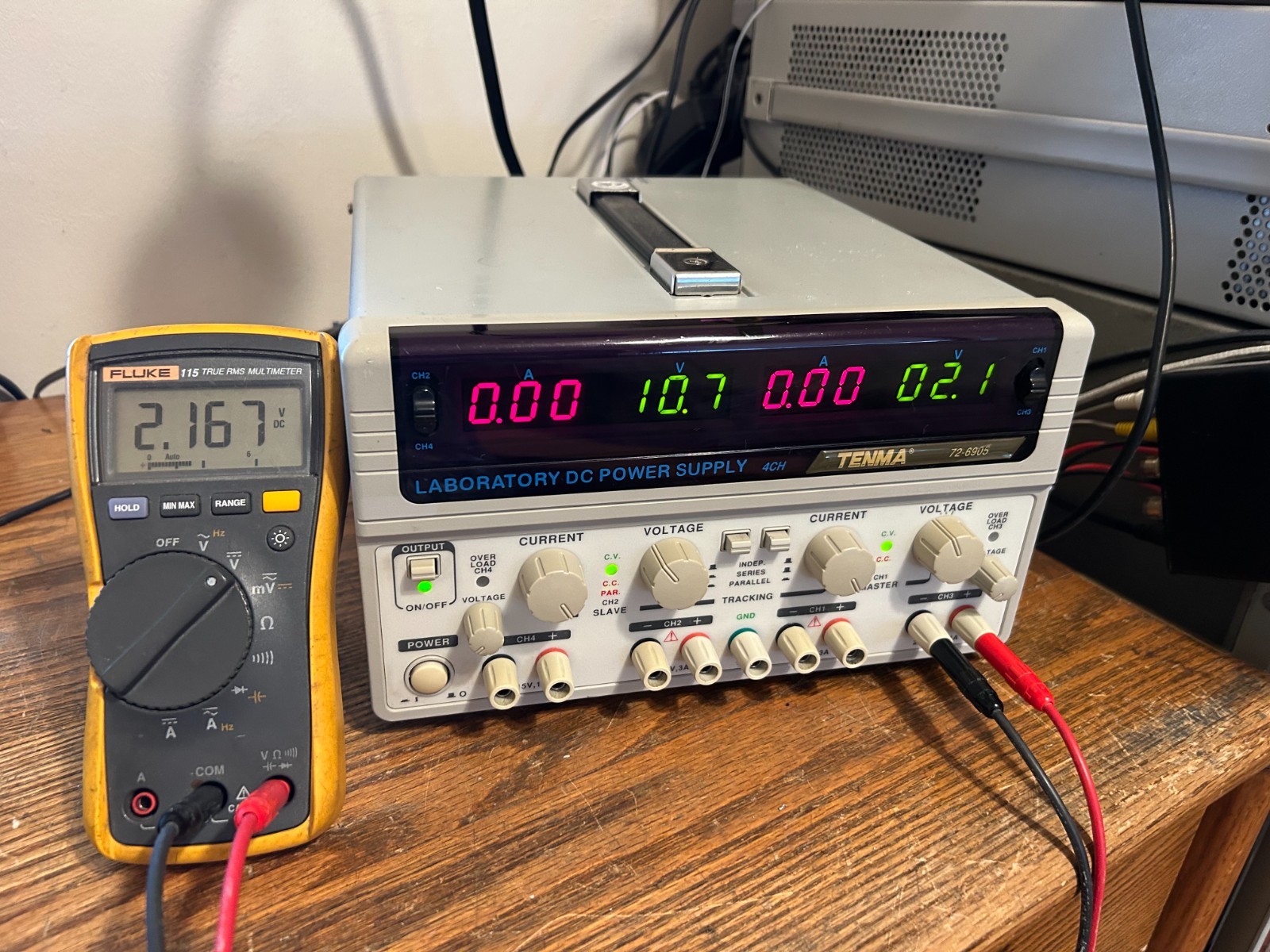 Working DC Linear Regulated Power Supply Quad Independent Output Tenma 72-6905