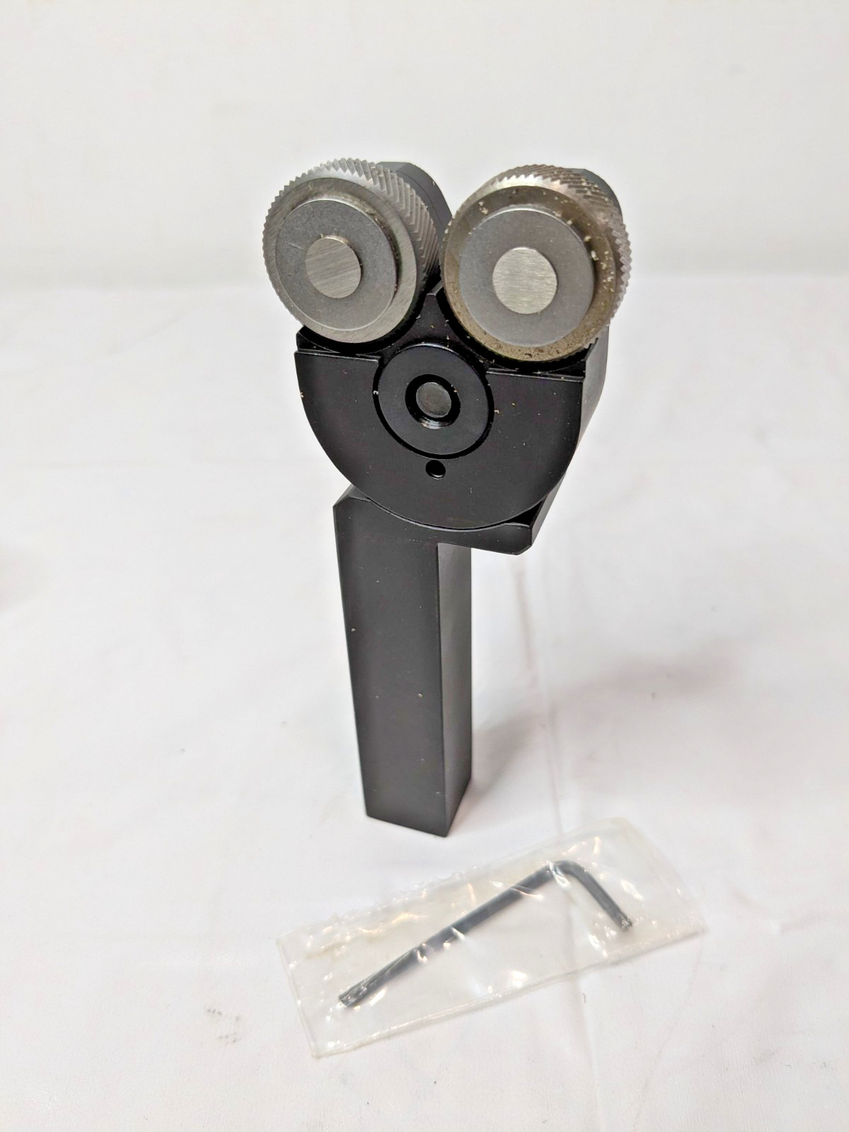 Up-To-Shoulder Bump Knurler Long Square Shank RH 3/4"W x 3/4"H BOT2X-