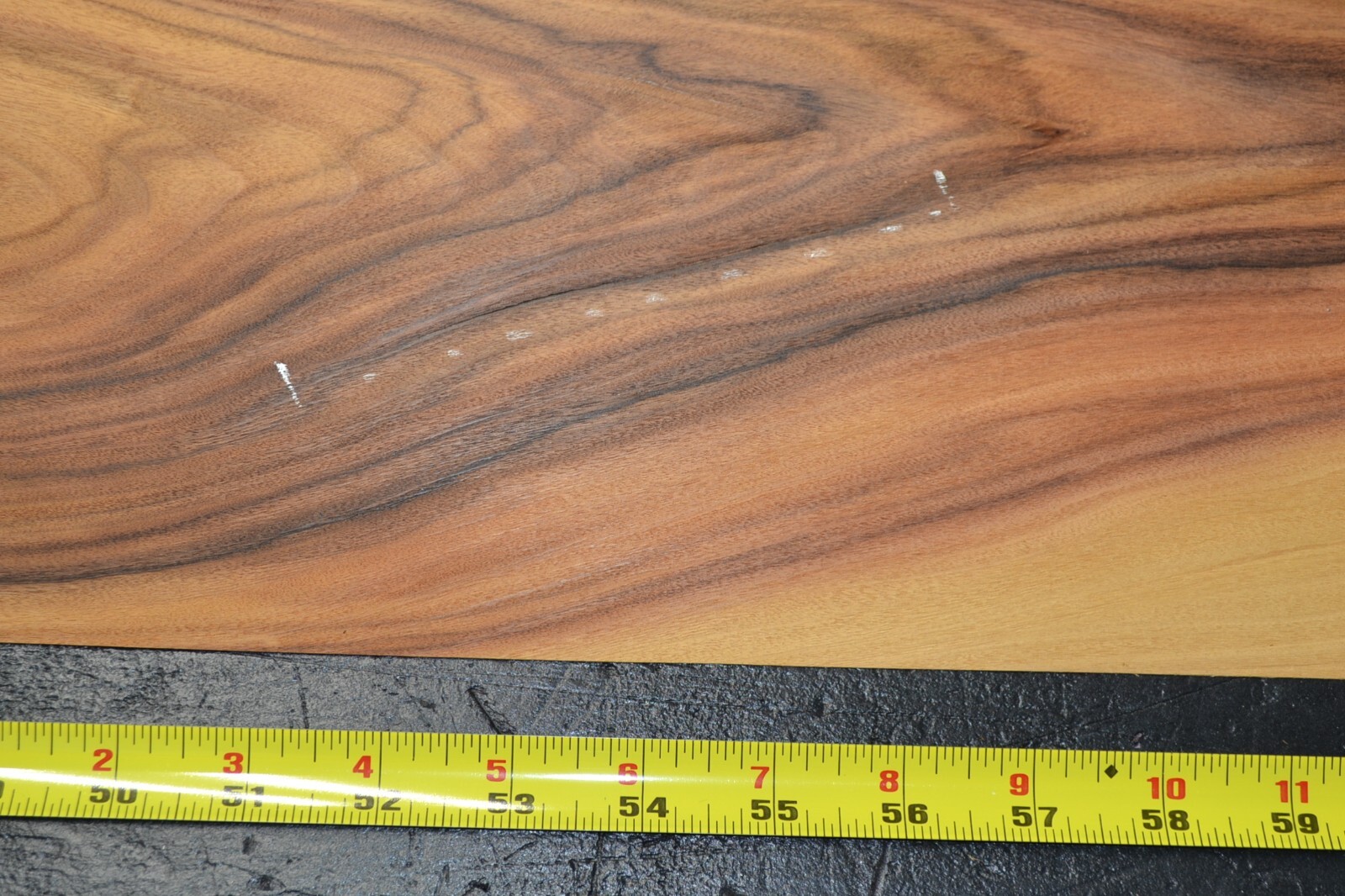 Santo Rosewood Raw Wood Veneer Sheet 8.5 x 62 inches 1/42nd 3K4666-72