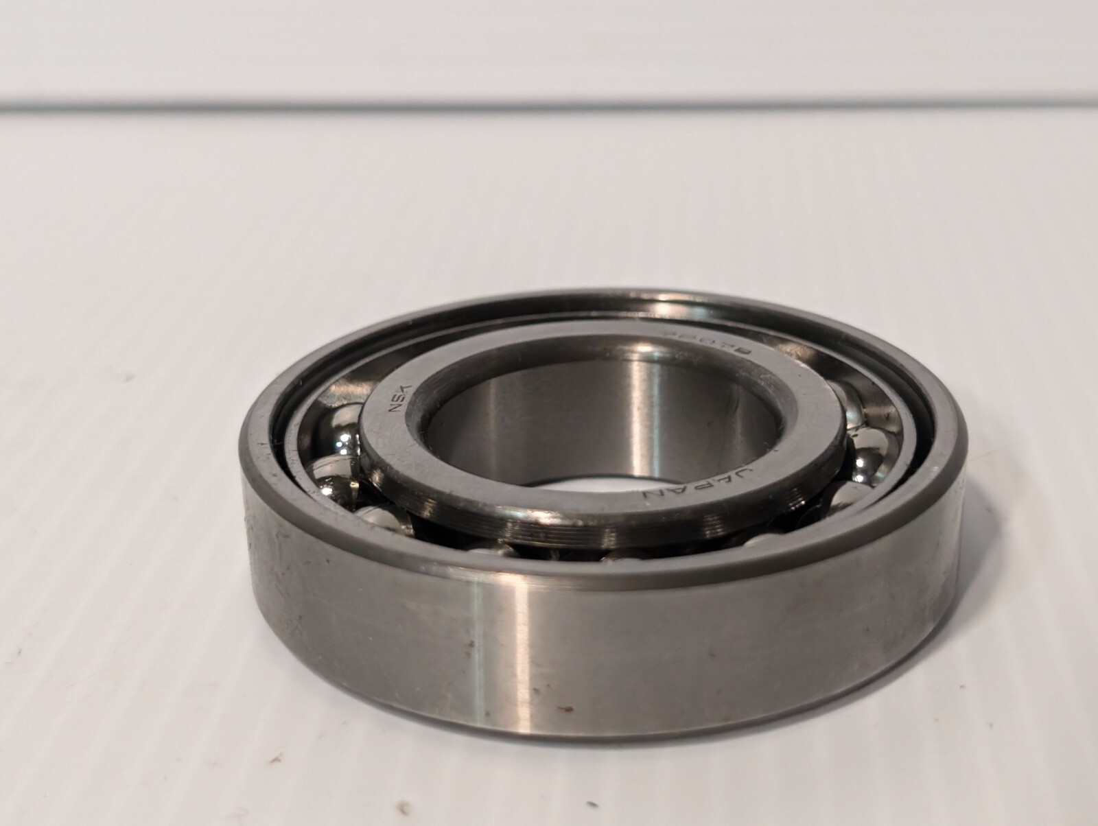 NSK 7207BWG Angular Contact Ball Bearing – Free Returns