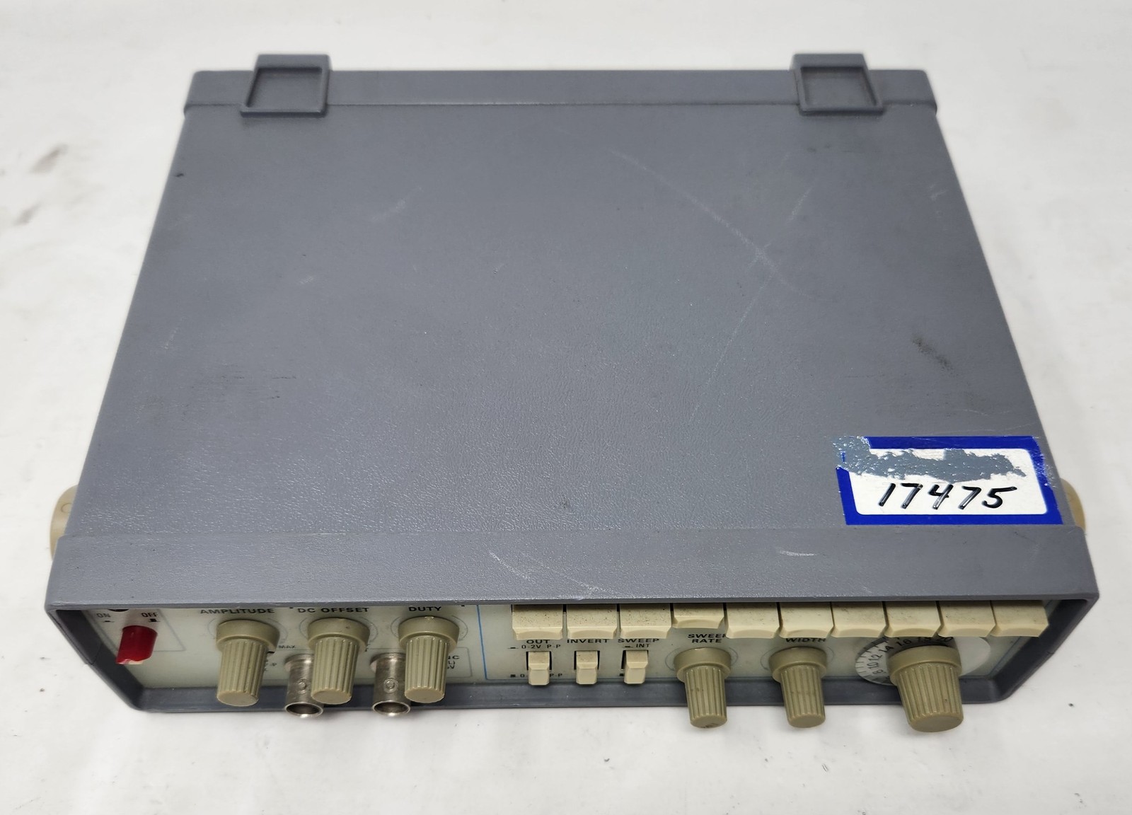 Tektronix CFG250 0.2Hz – 2MHz Function Generator – FUNCTION GENERATOR ONLY