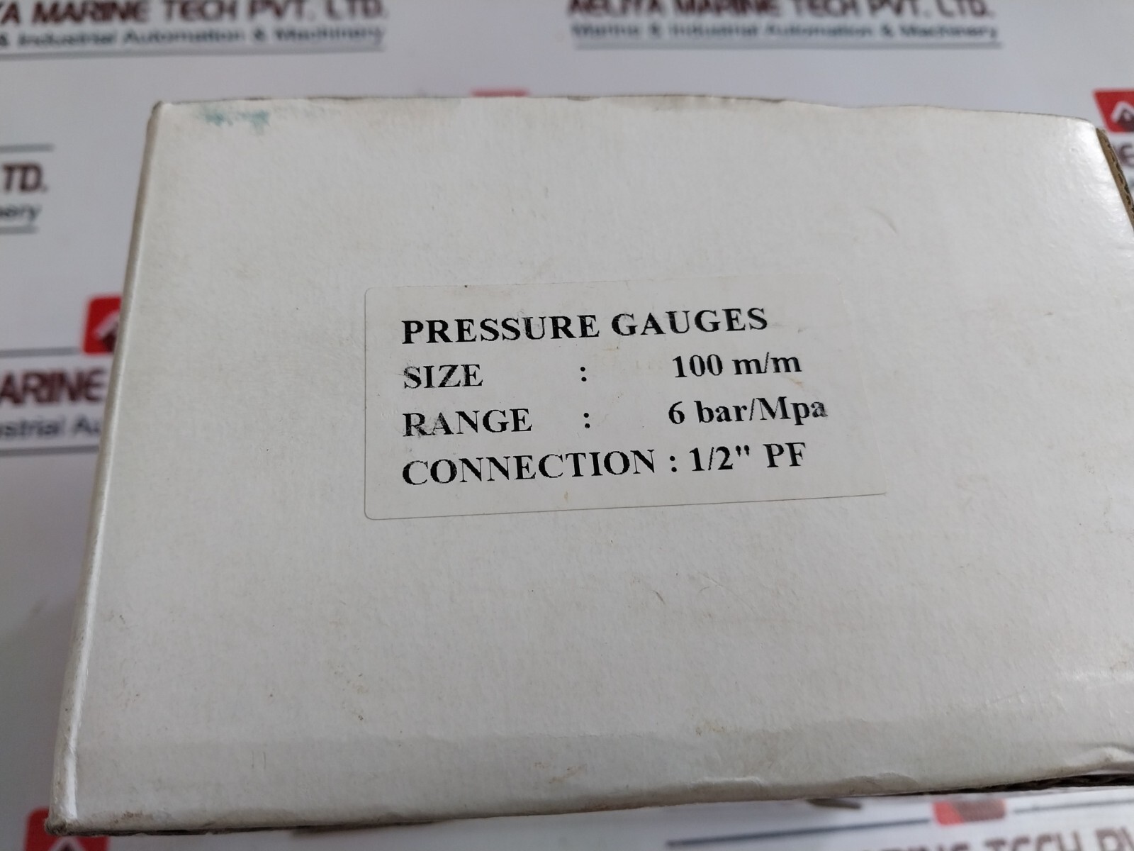 Econosto Pressure Gauges 0-6 BAR, 100mm 762.11.01.162, 1/2” PF