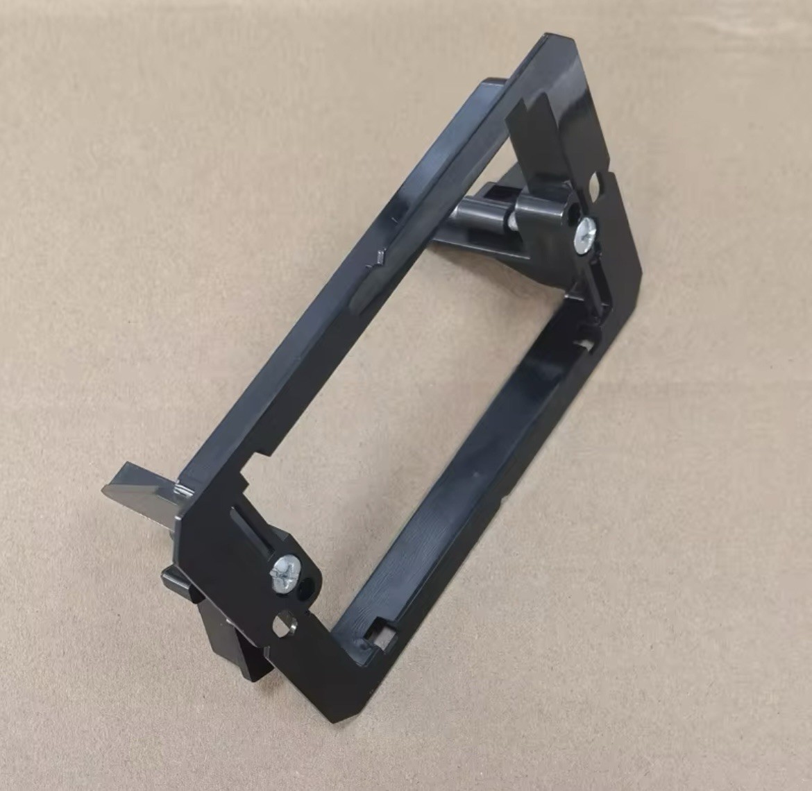 Low Voltage Mounting Bracket, Low Profile, Single – 1-Gang