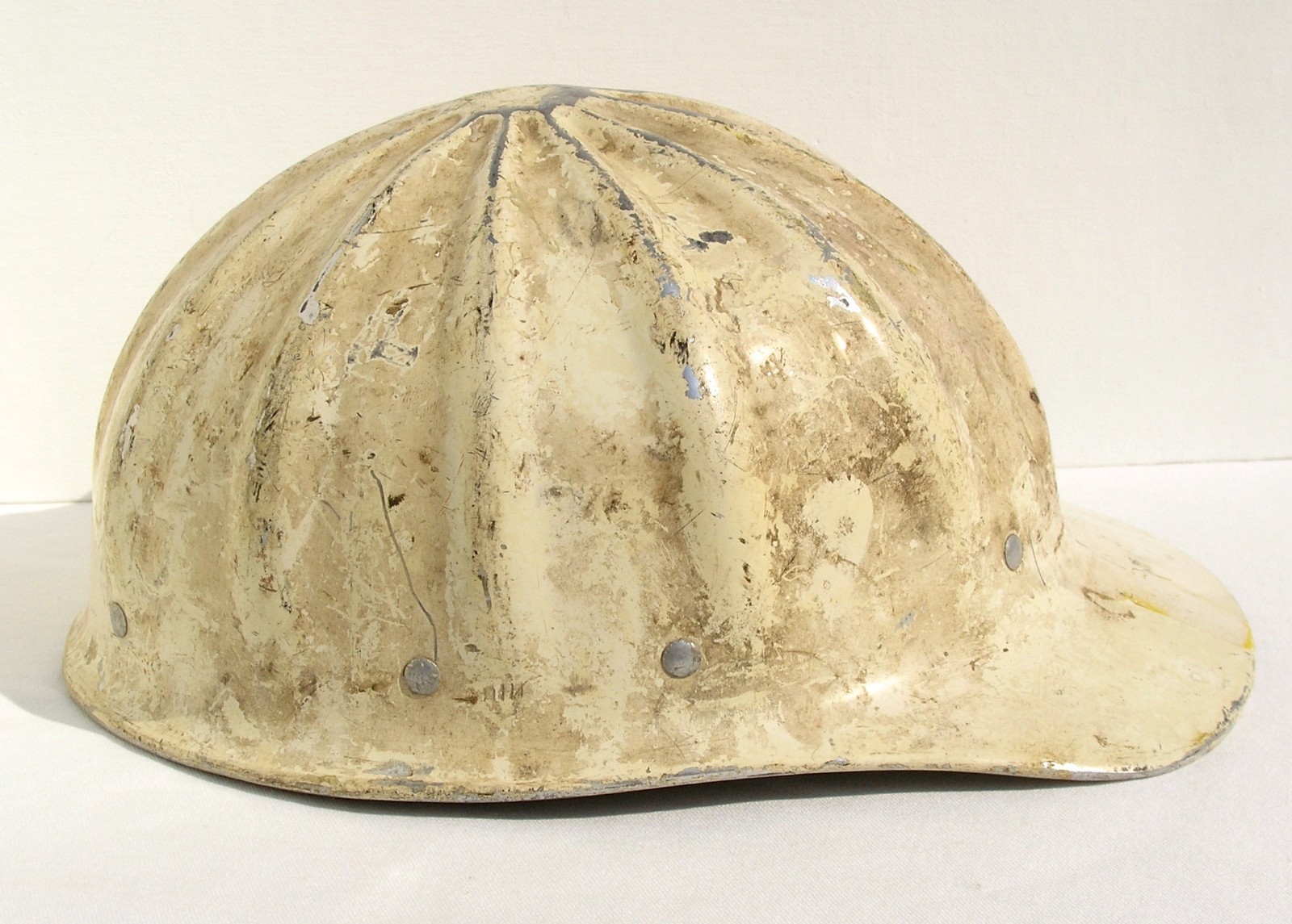 Vintage Fibre Metal Super Lite White Aluminium Hard Hat w/Liner