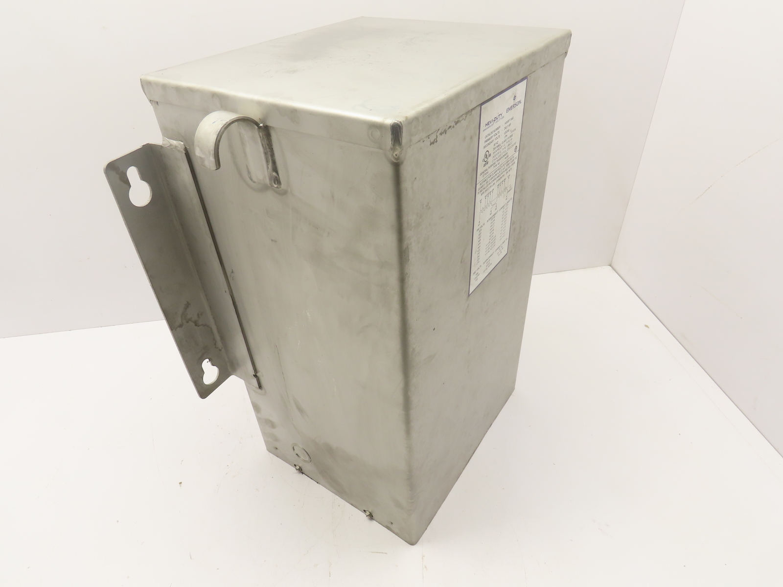 HSS5F7.5AS Sola Transformer 240/480 Primary 120/240VAC Secondary7.5kVA SS 3R 1PH
