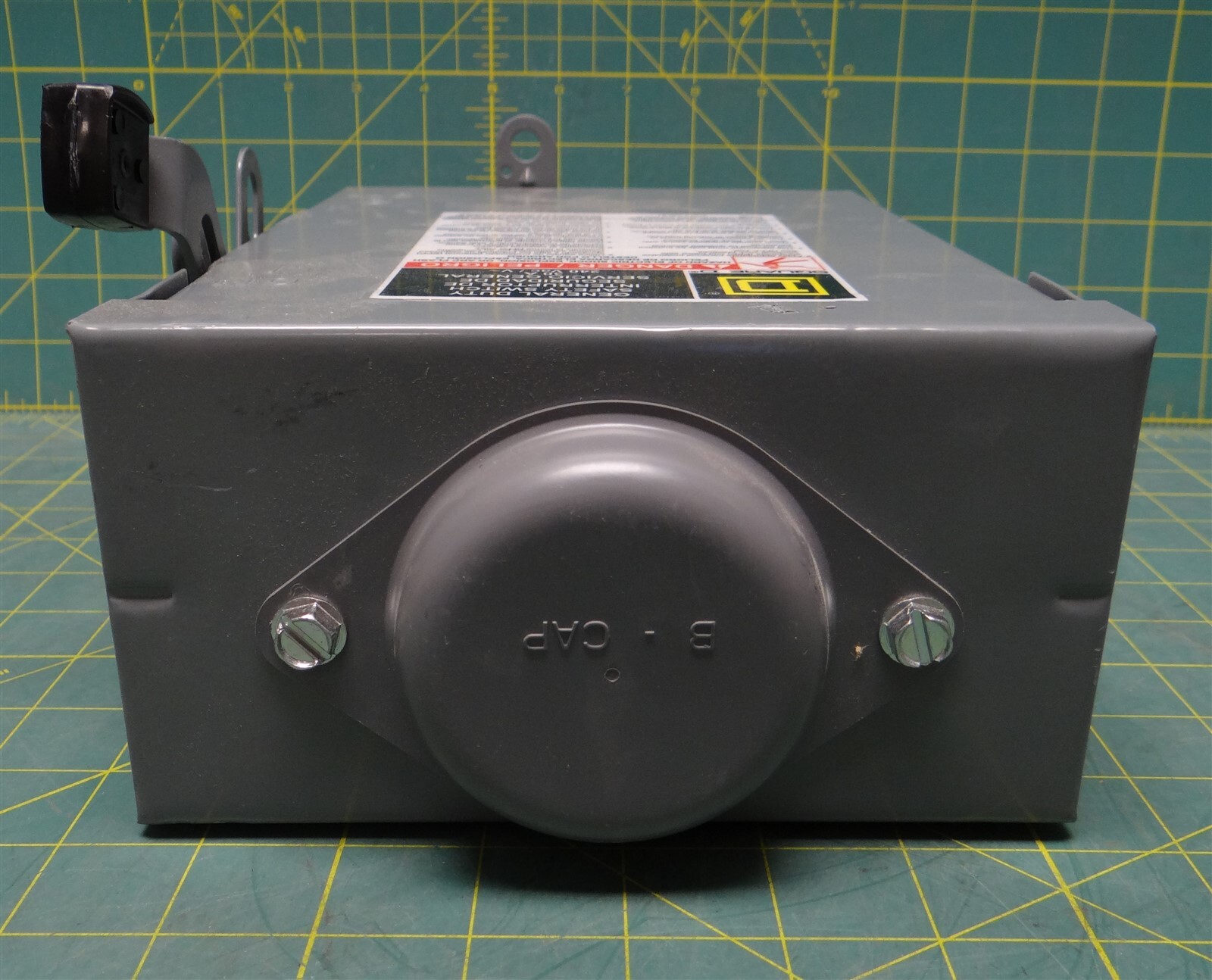 Schneider Electric Square D General Duty Safety Switch 30 Amp Model: D221NRB