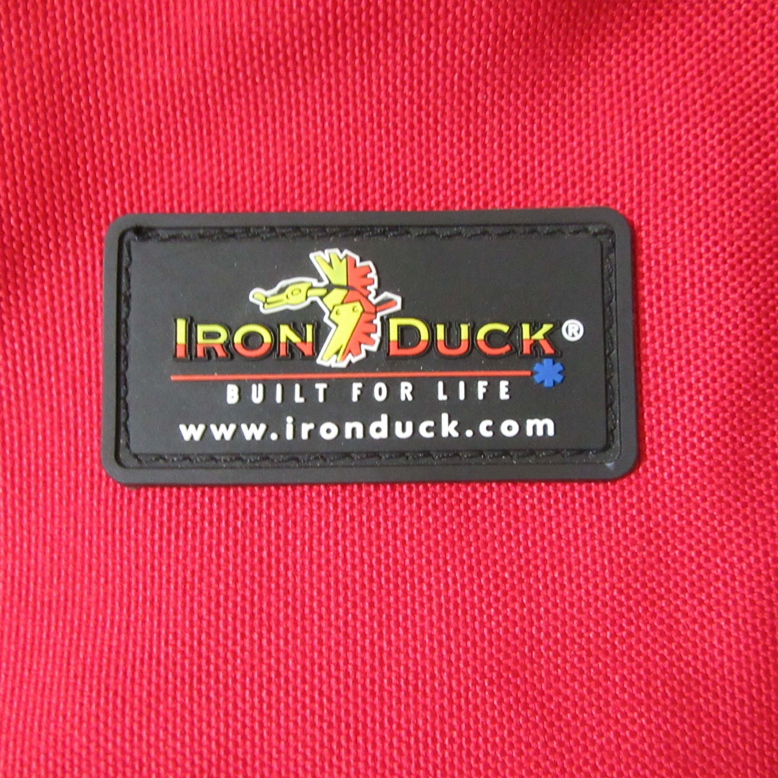 IRON DUCK ® 36002D D Size Oxygen Tank – Airway + Delivery Bag – Red – New USA