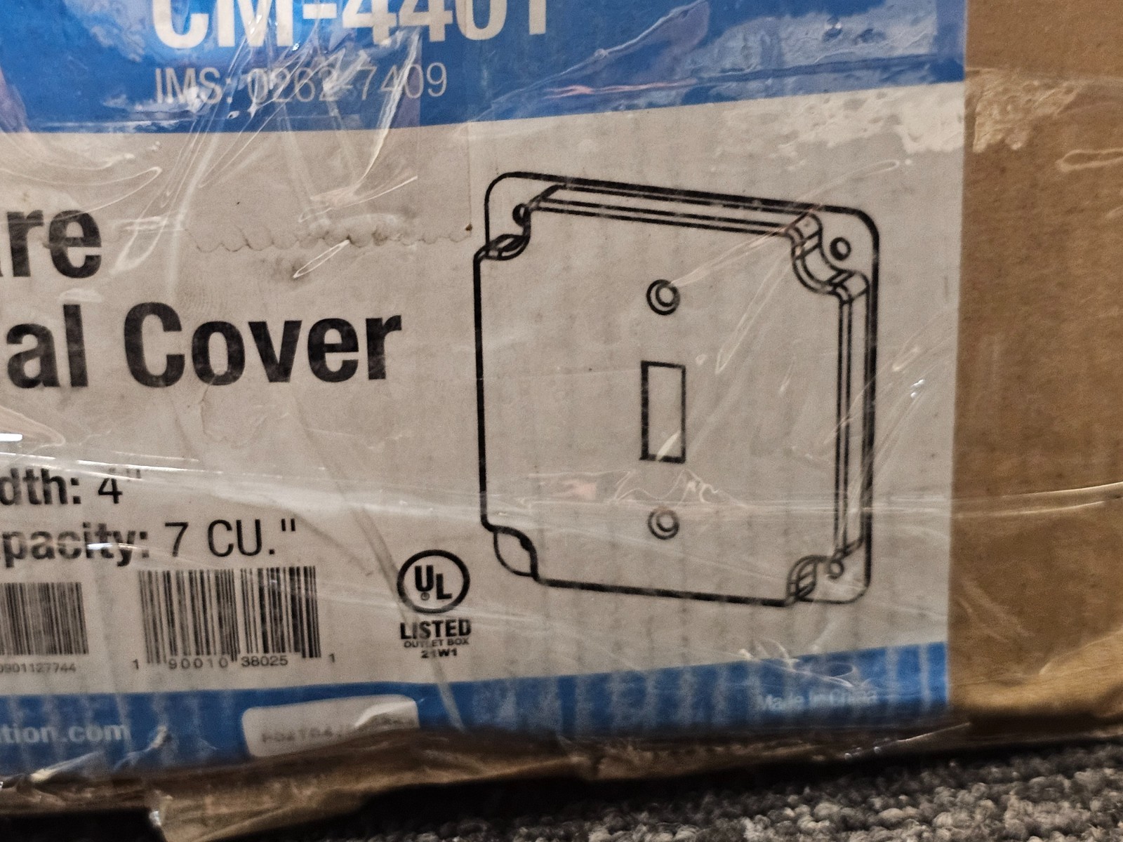 (QTY 50) Centaur CM-4401 4″ Square Industrial Cover With Crushed Corner