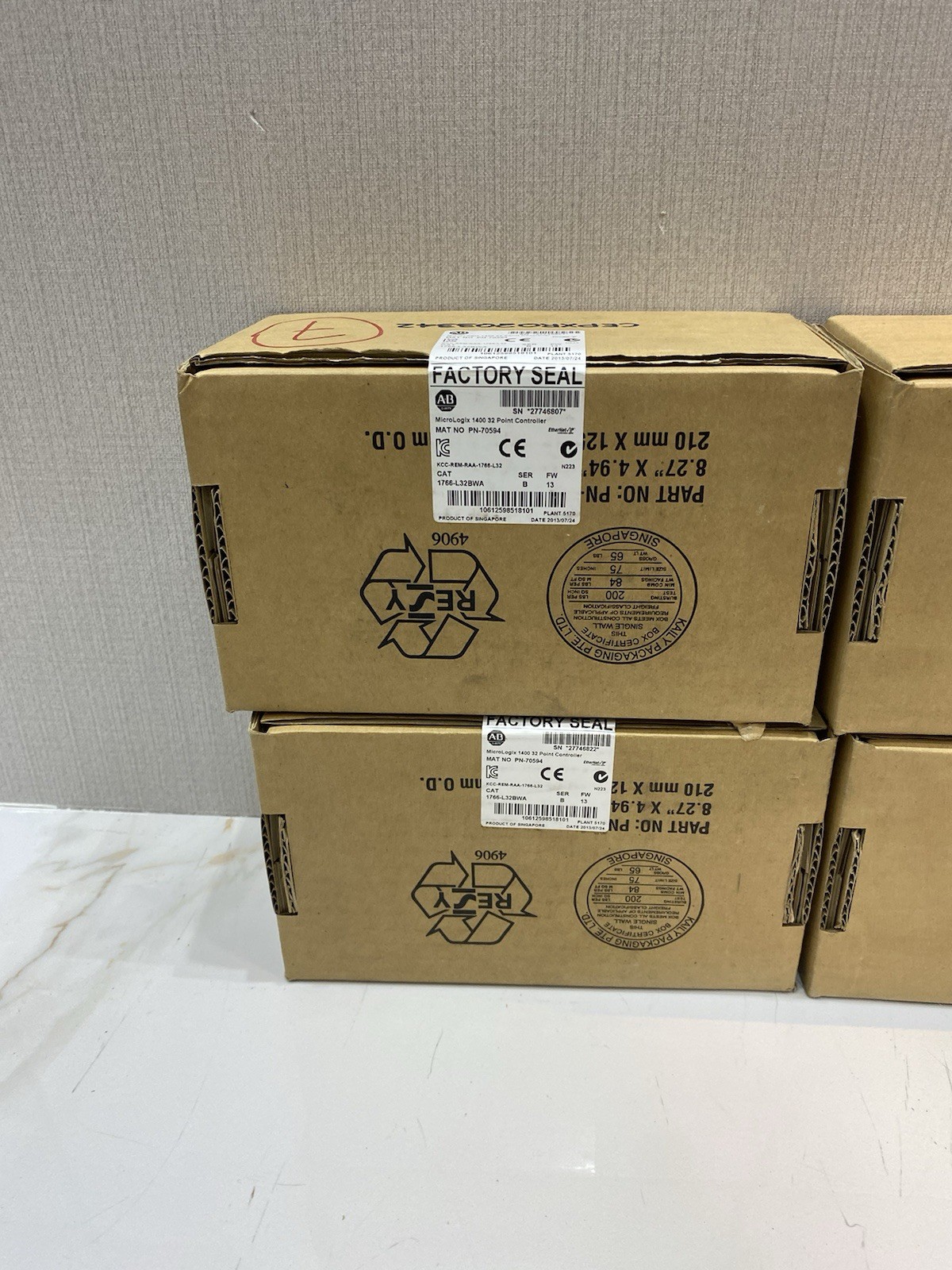 Sealed Allen Bradley 1766-L32BWA Ser.B MicroLogix 1400 PLC Processor
