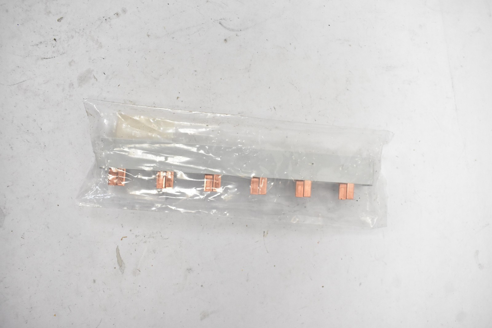 FMX MCB1-2PBB-100-12 Copper Bus Bar Connector 91-100A 601-650V Gray Germany