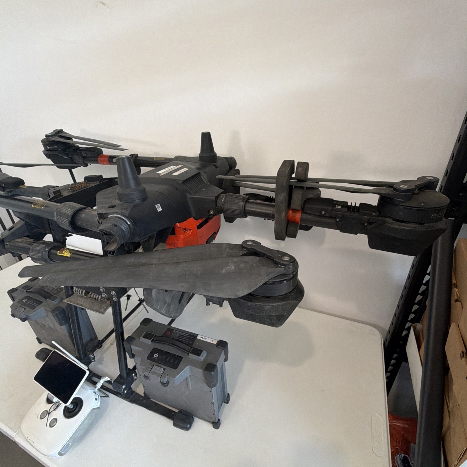 DJI AGRAS T16 Agricultural Drone 3WWDZ-15A 2 Batteries And Controller