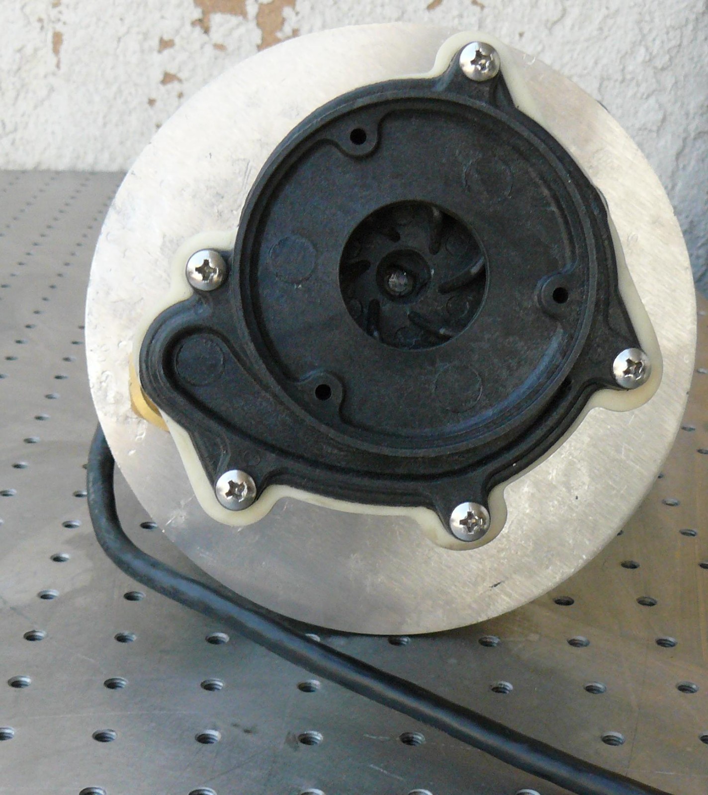 Graymills A-19240-A Corrosion Resistant Circ. Pump, 1/15 HP 120VAC Motor [H3X]