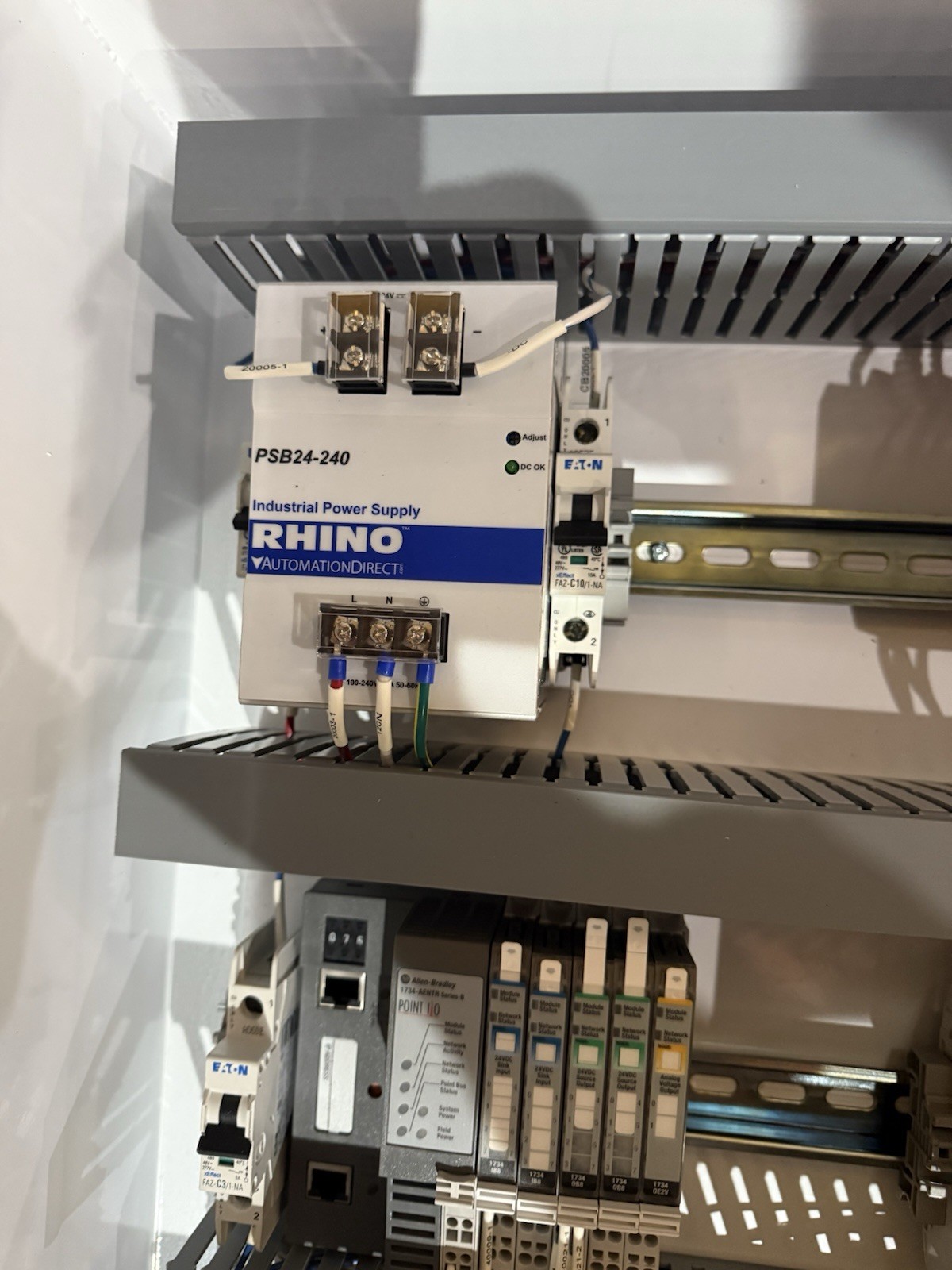 1PCS Brand New YASKAWA CIMR-AU4A0023FAA In Cabinet See all pics!