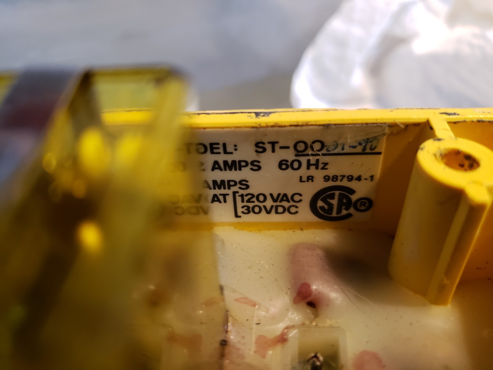 SOF TOUCH ST-0001-40 INDUSTRIAL MACHINE SWITCH 15-30 VDC 10A