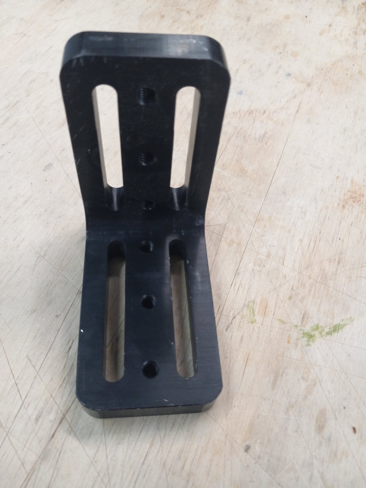 BASELAB TOOLS Right-Angle Mounting Bracket ABS075-M RIGHT ANGLE