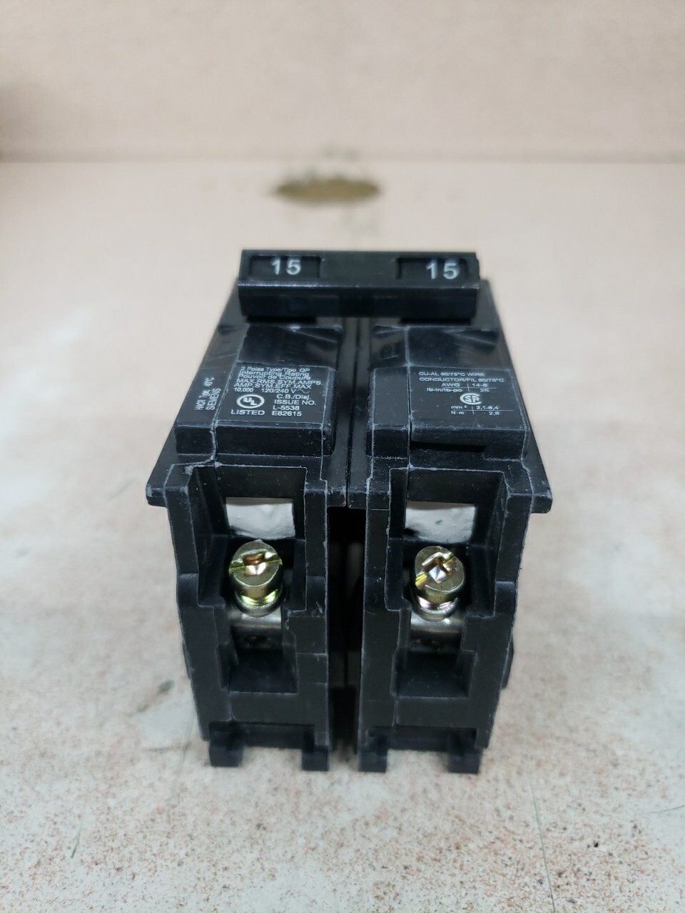 1) New! Siemens Q215 15A, 120/240V, 2 Pole Circuit Breaker