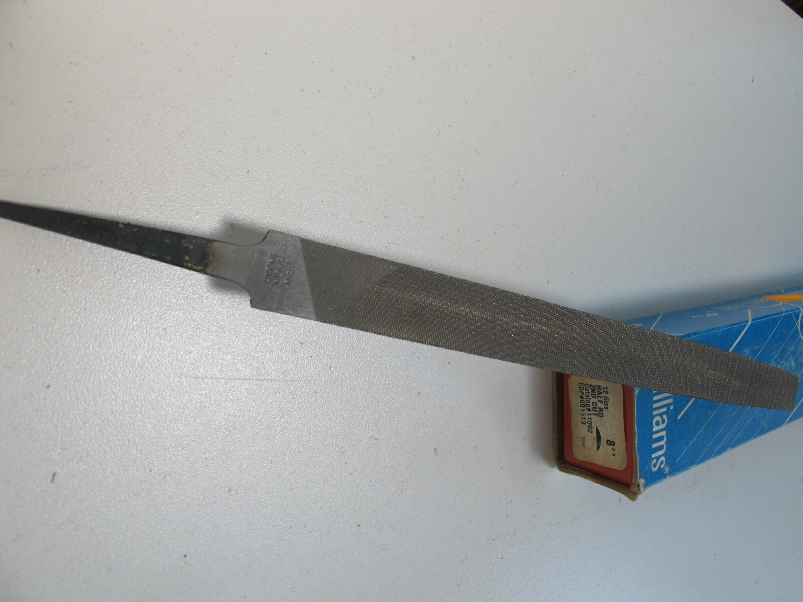 TRW 8″ J.H Williams 2nd cut half round BASTARD MILL FILE – New SPAIN
