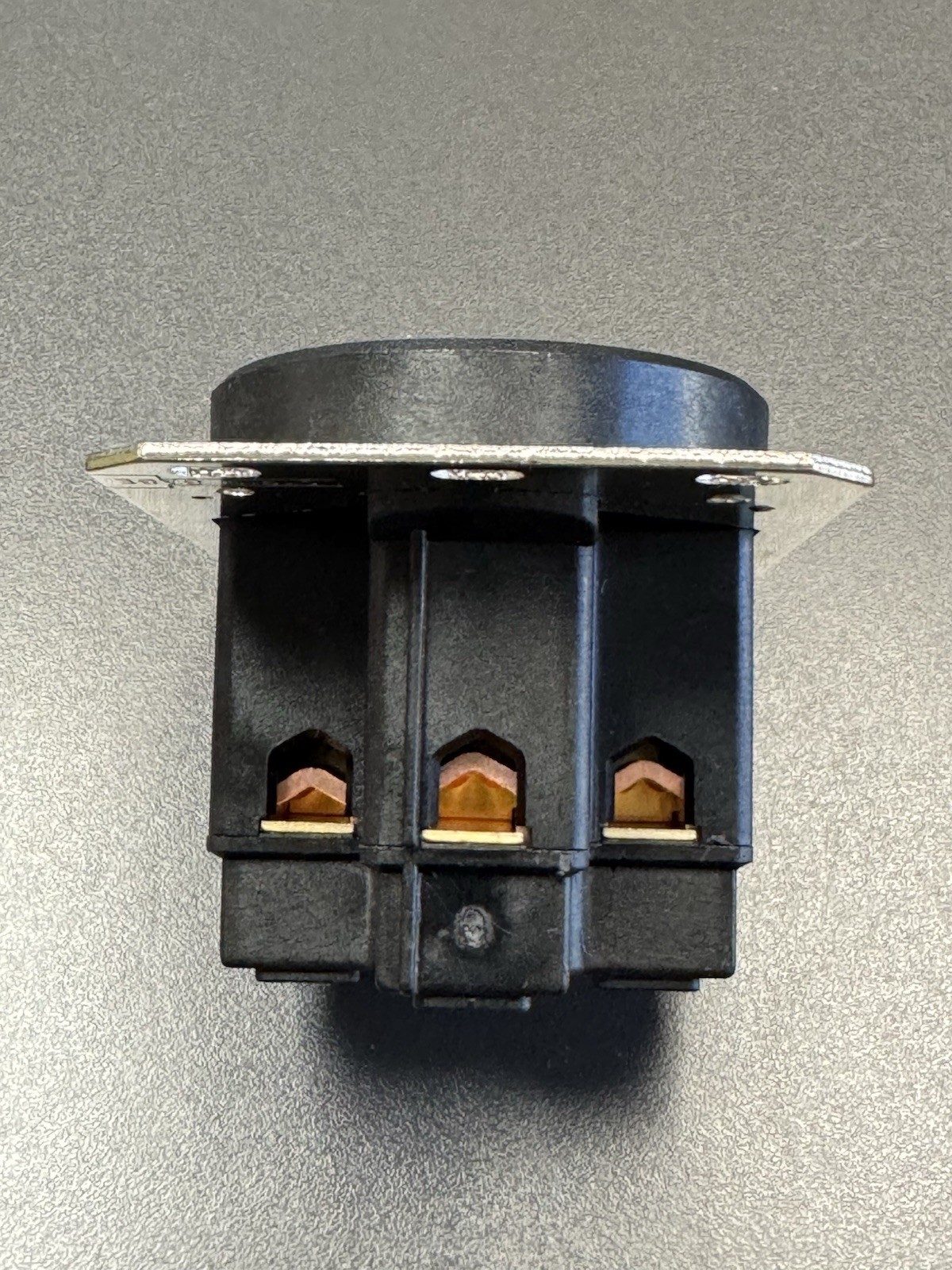 New HBL9450A Hubbell Receptacle 50A 125/250V NEMA 14-50R Marked For EV Charging