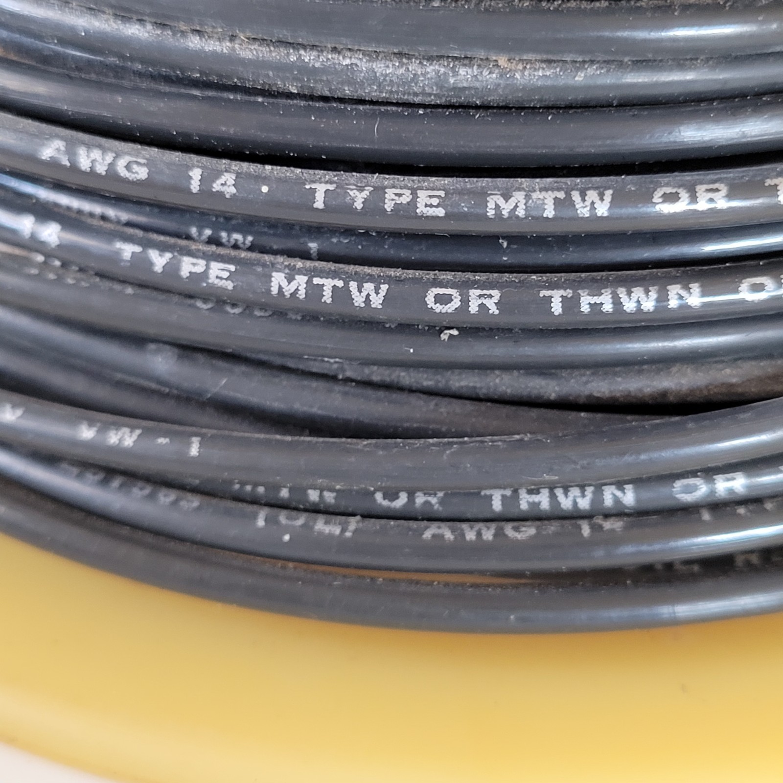 Spool Electronical Copper Wire 600V MTW/THWN/THHN 14 AWG Heavyweight 6.8lbs