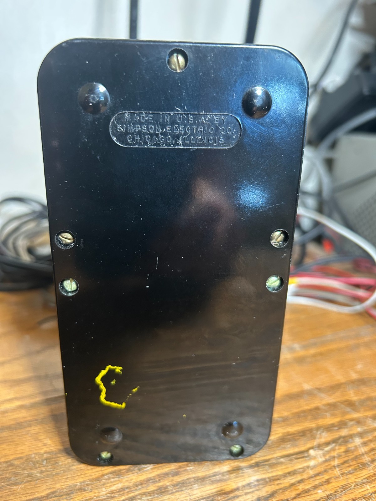 Simpson 377 DC Voltmeter Analog Panel Meter 0-1000V Tested Working w/ Box