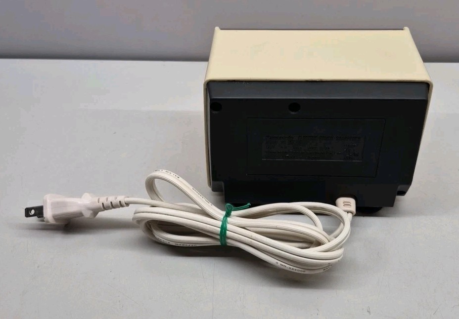 VINTAGE Panasonic KP-110 Electric Pencil Sharpener , 120V, Auto-Stop