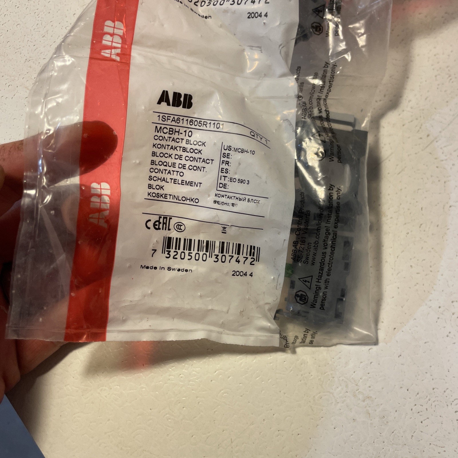 *New ABB 1SFA611605R1101 Contact Blocks MCBH-10