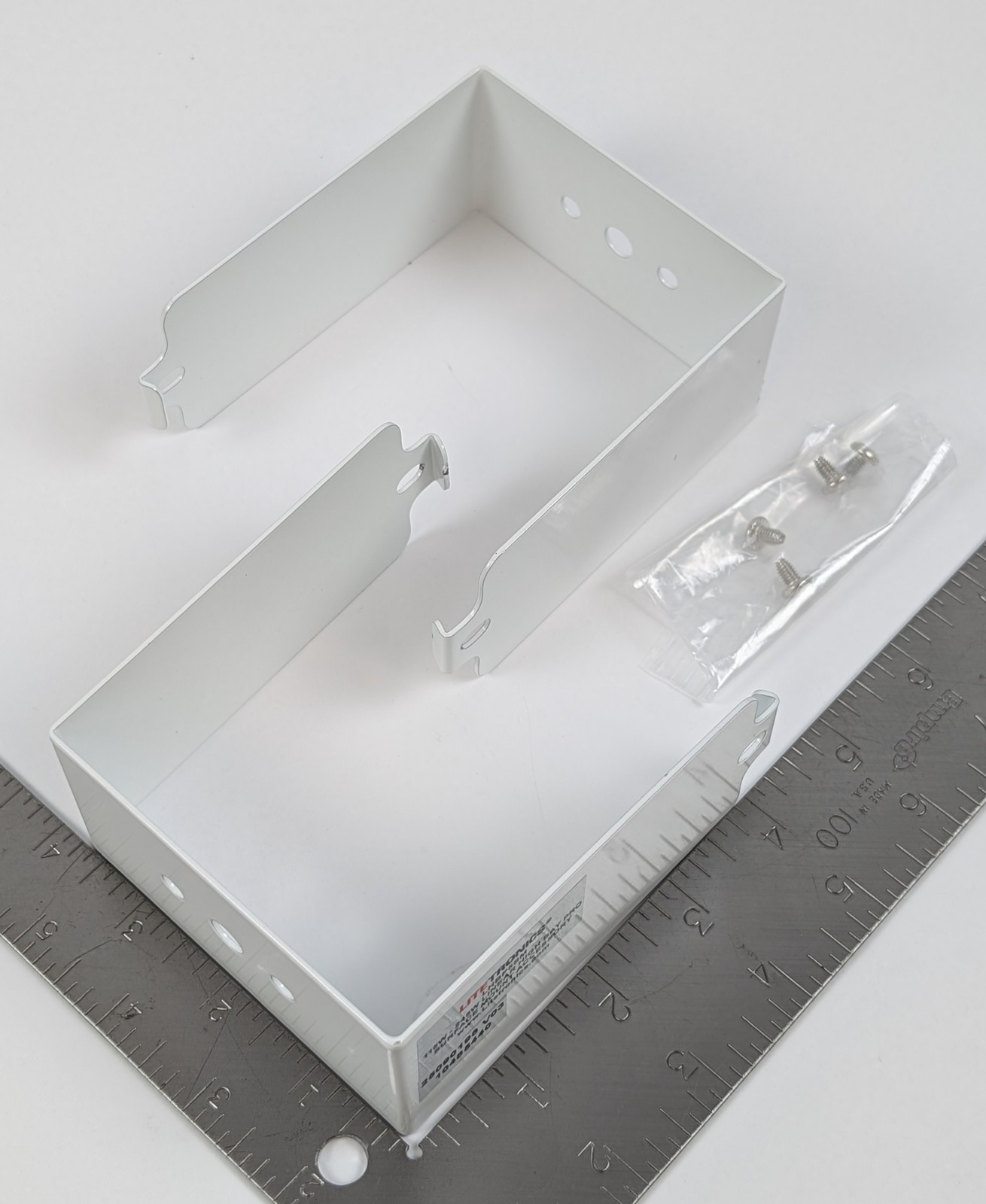 Litetronics LHBPA5SM LED Linear High Bay PRO Surface Mount Bracket Kit Set of 5