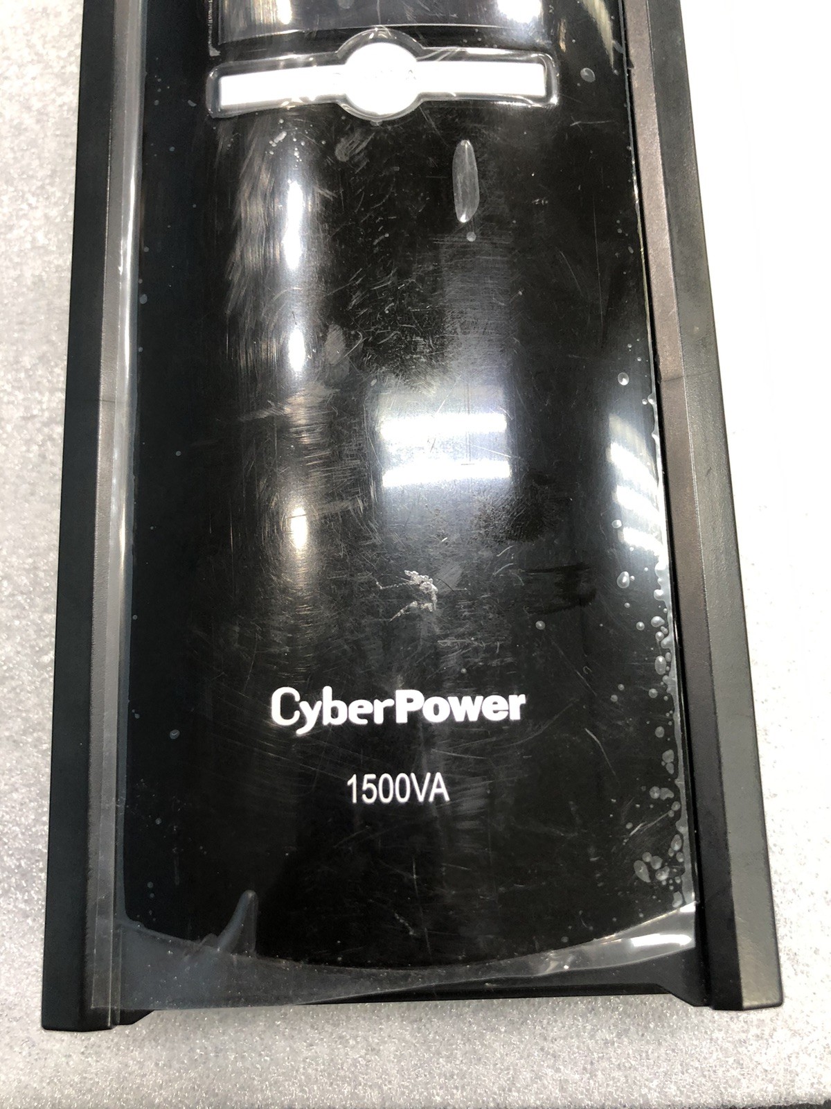 CyberPower 1500VA: CP1500AVR/CP1500C Face Panel