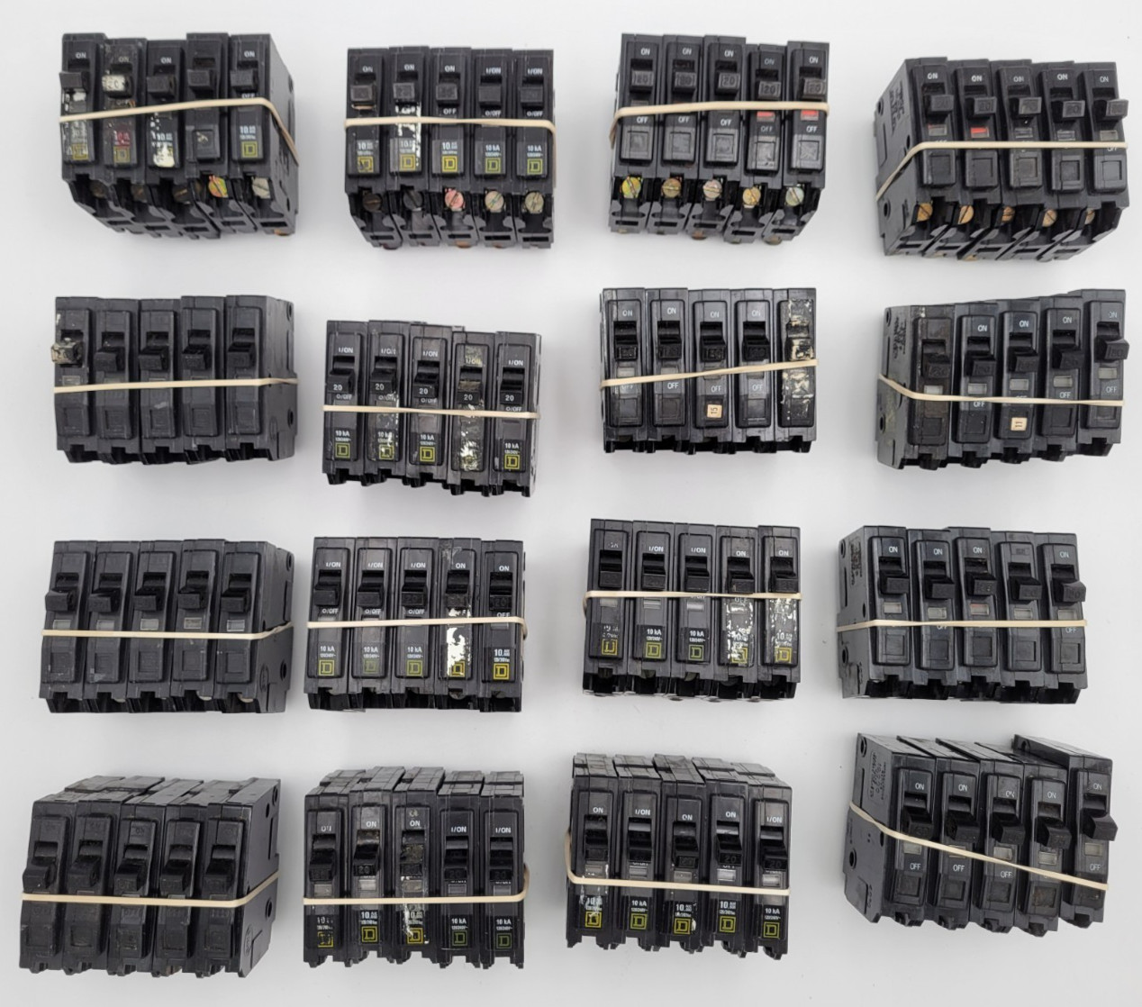Square D QO120 20 Amp 1-Pole Plug-On 120 V AC Circuit Breaker (Lot of 5) USED